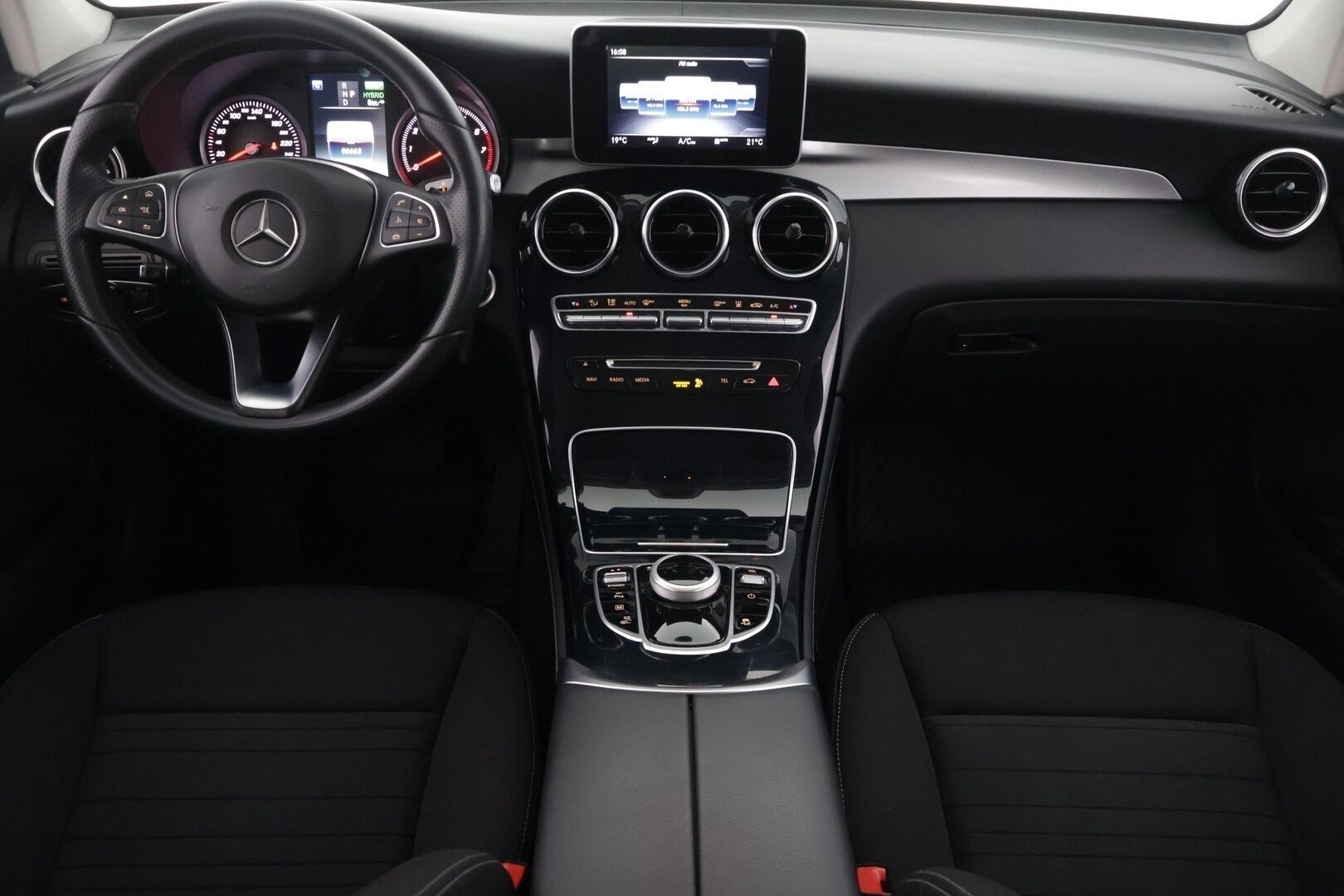 Mercedes-Benz GLC 2017 350 e 4Matic A Premium Business - | Vakkari | ILS | Lisälämmitin | Osasähkö penkit | Navi |