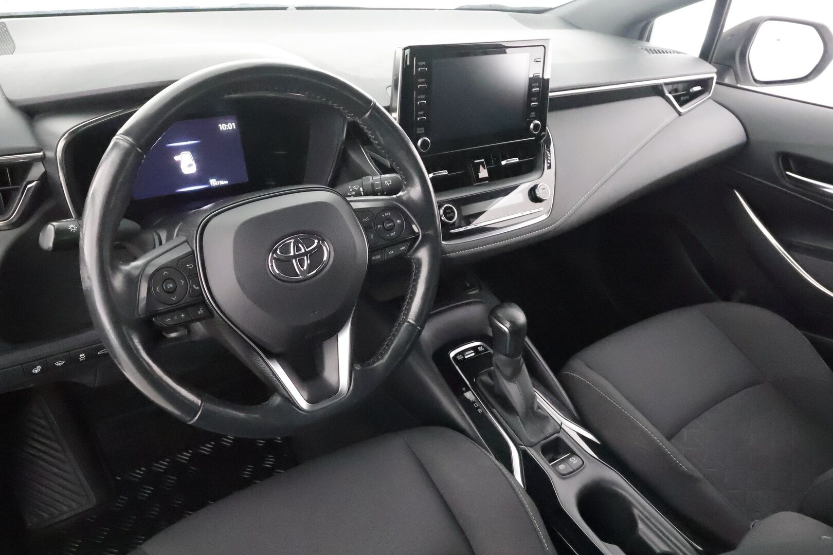 Toyota Corolla 2021 Touring Sports 1,8 Hybrid Active Edition - | ACC | P.Kamera | Lohkolämmitin | Kaistavahti | Navi | Keyless | LED | Koukku | Sisätilanlämmitin | Kahdet renkaat | Suomi-auto | Merkkihuollot | 