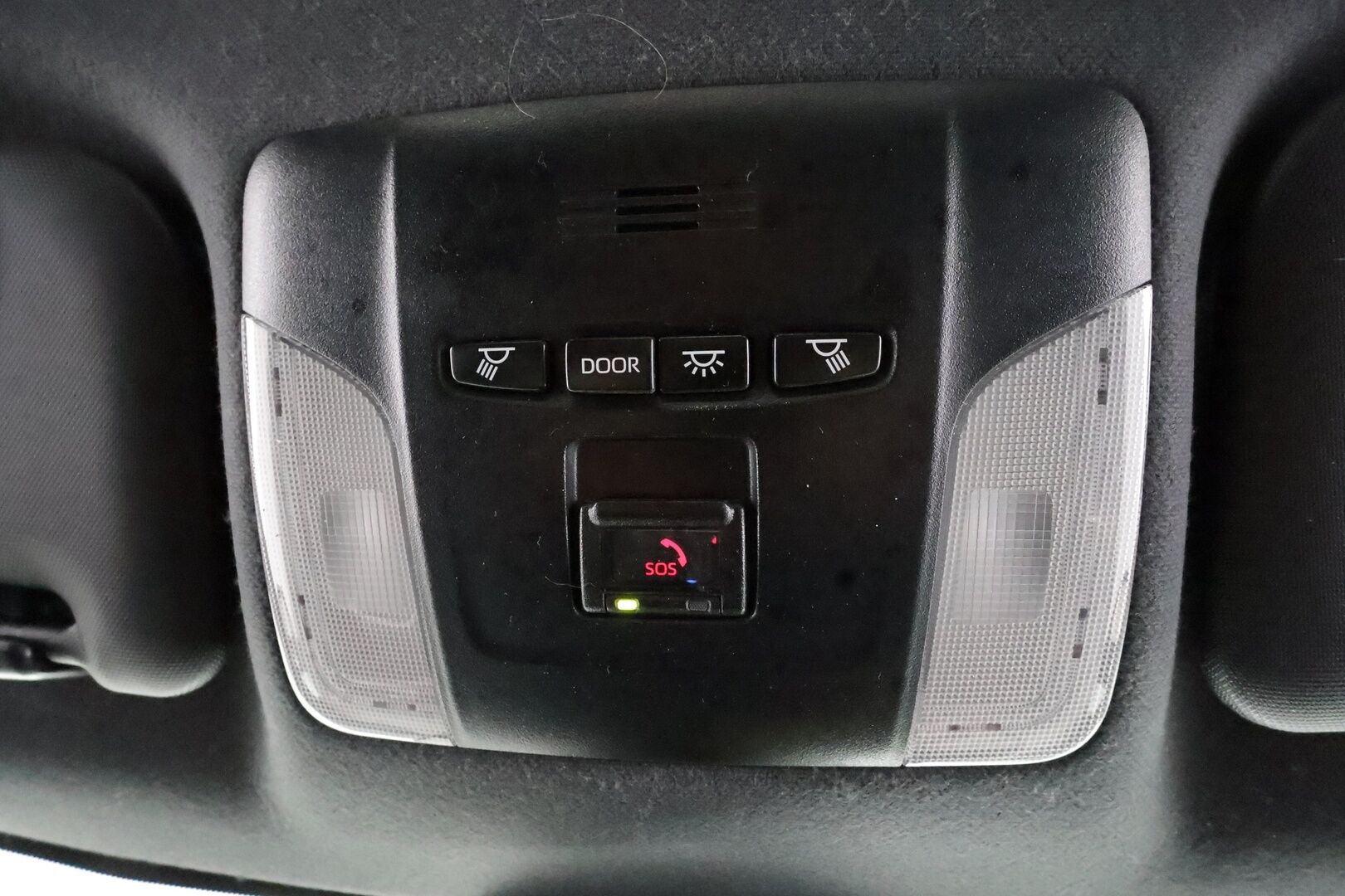 Toyota Corolla 2021 Touring Sports 1,8 Hybrid Active Edition - | ACC | P.Kamera | Lohkolämmitin | Kaistavahti | Navi | Keyless | LED | Koukku | Sisätilanlämmitin | Kahdet renkaat | Suomi-auto | Merkkihuollot | 