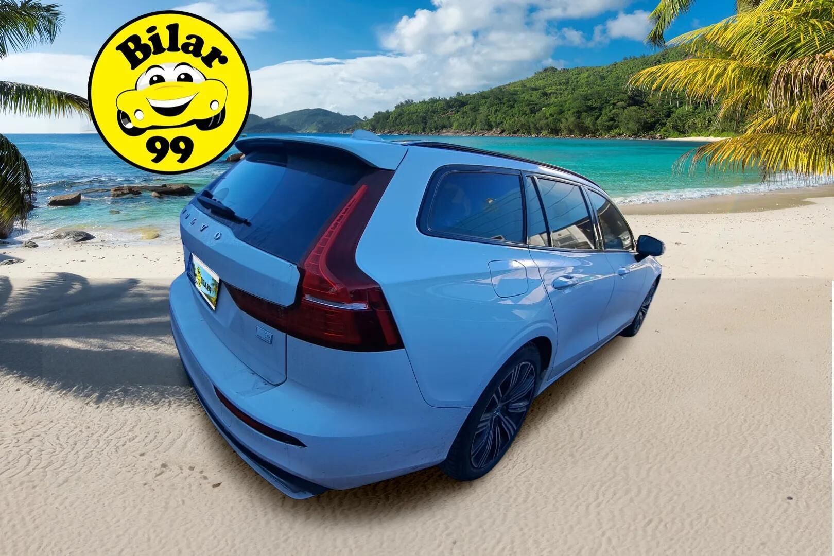 Volvo V60 2022 T6 TwE AWD Business R-Design Edition aut * Adapt.vakkari / P-kamera / Webasto / Sähkökoukku / Pilot assist * - * Kahdet renkaat alumiinivanteilla / Juuri huollettu * - HULLUT AVAJAISHULINAT KORKOTARJOUS 3,29 %