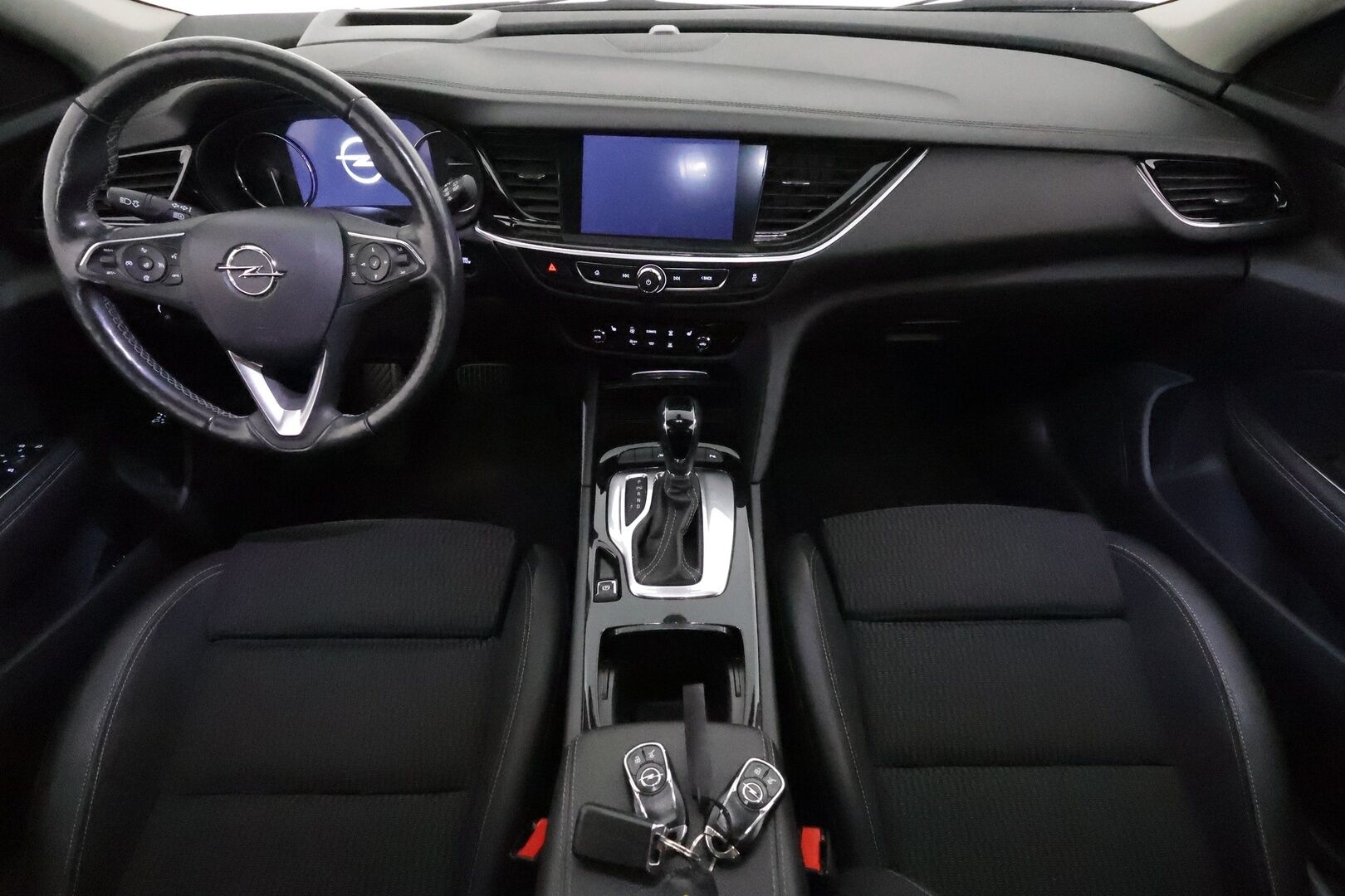 Opel Insignia 2021 Sports Tourer Business 175 D Turbo A **HUD / ACC / LED / Webasto / Koukku / P.kamera /  Sporttipenkki Muistilla** - 1-om Suomi-auto / Kahdet Renkaat