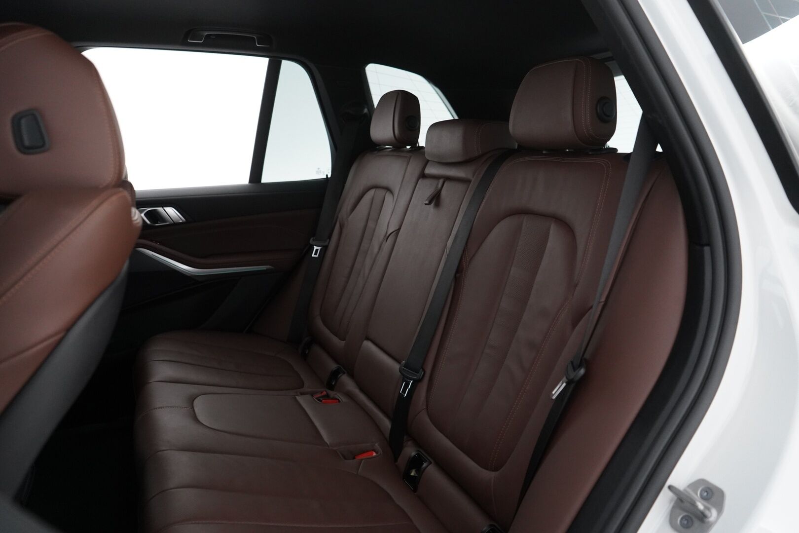 BMW X5 2022 G05 xDrive45e A Charged Edition - Ruskeat nahat | ACC | Kamera | Suomi-auto | Ilma-Alusta | 2 Renkaat