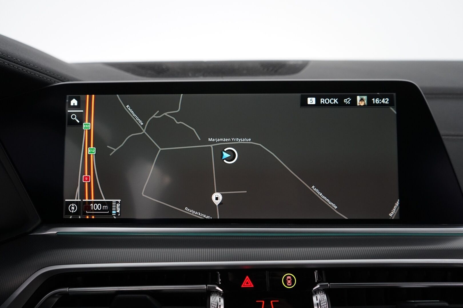 BMW X5 2022 G05 xDrive45e A Charged Edition - Ruskeat nahat | ACC | Kamera | Suomi-auto | Ilma-Alusta | 2 Renkaat