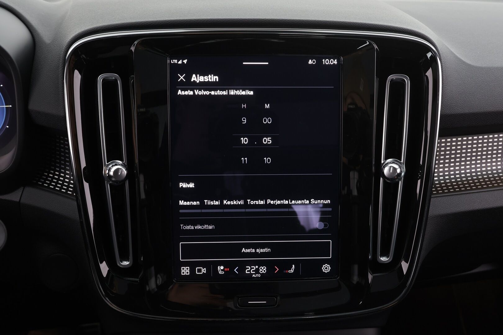 Volvo XC40 2022 Recharge Twin Business Pro aut * ACC / ILP / H&K / 360° / Muistipenkki / Panorama / Koukku / Full LED / BLIS / Facelift * - 1.Om Suomi-auto / Akku kuntotarkastettu / Kahdet renkaat aluvanteilla / Merkkihuollettu / Hyvät varusteet! - HULLUT JOULUT KORKOTARJOUS 2,49% 