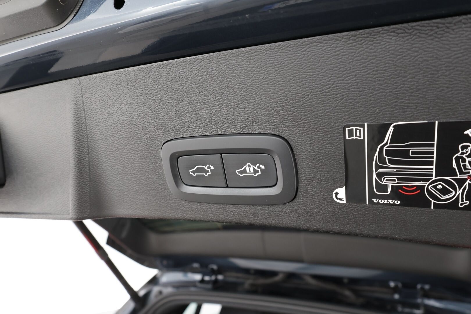 Volvo XC40 2022 Recharge Twin Business Pro aut * ACC / ILP / H&K / 360° / Muistipenkki / Panorama / Koukku / Full LED / BLIS / Facelift * - 1.Om Suomi-auto / Akku kuntotarkastettu / Kahdet renkaat aluvanteilla / Merkkihuollettu / Hyvät varusteet! - HULLUT JOULUT KORKOTARJOUS 2,49% 