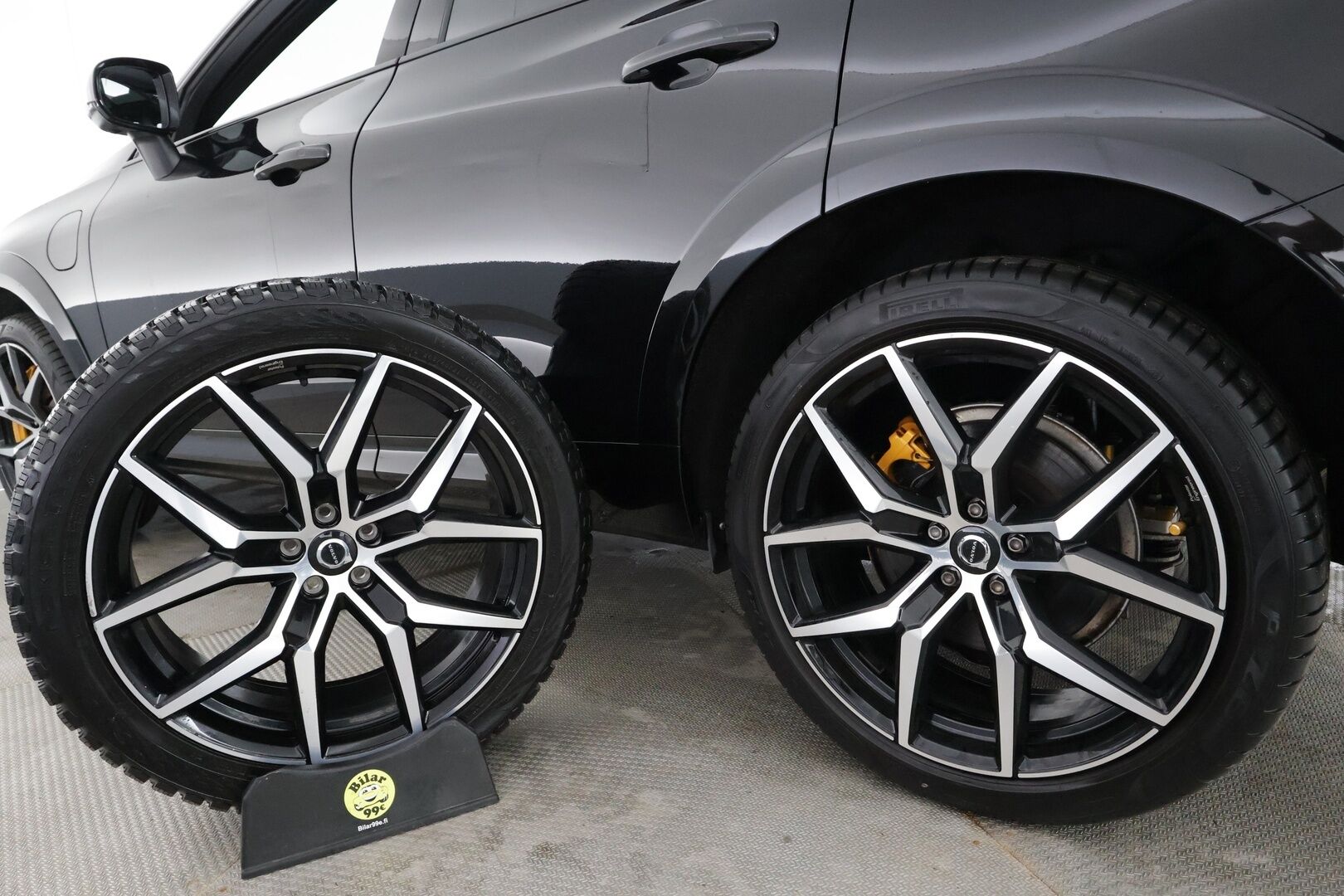 Volvo XC60 2022 T8 TwE AWD Business Polestar Engineered aut - | ACC | Webasto | Öhlins | Harman/Kardon | Panorama | Sporttipenkit muistilla | 360° | Full-LED Active | BLIS | Pilot Assist | 2x renkaat aluin | 