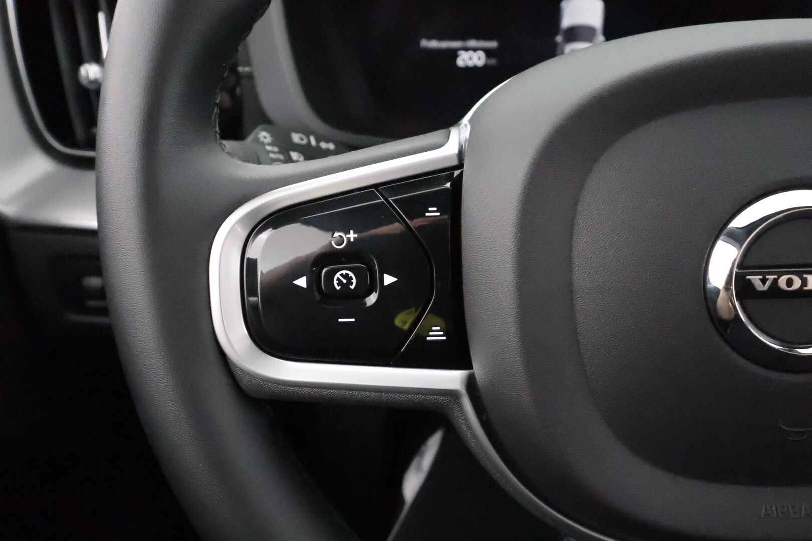 Volvo XC60 2022 T8 TwE AWD Business Polestar Engineered aut - | ACC | Webasto | Öhlins | Harman/Kardon | Panorama | Sporttipenkit muistilla | 360° | Full-LED Active | BLIS | Pilot Assist | 2x renkaat aluin | 