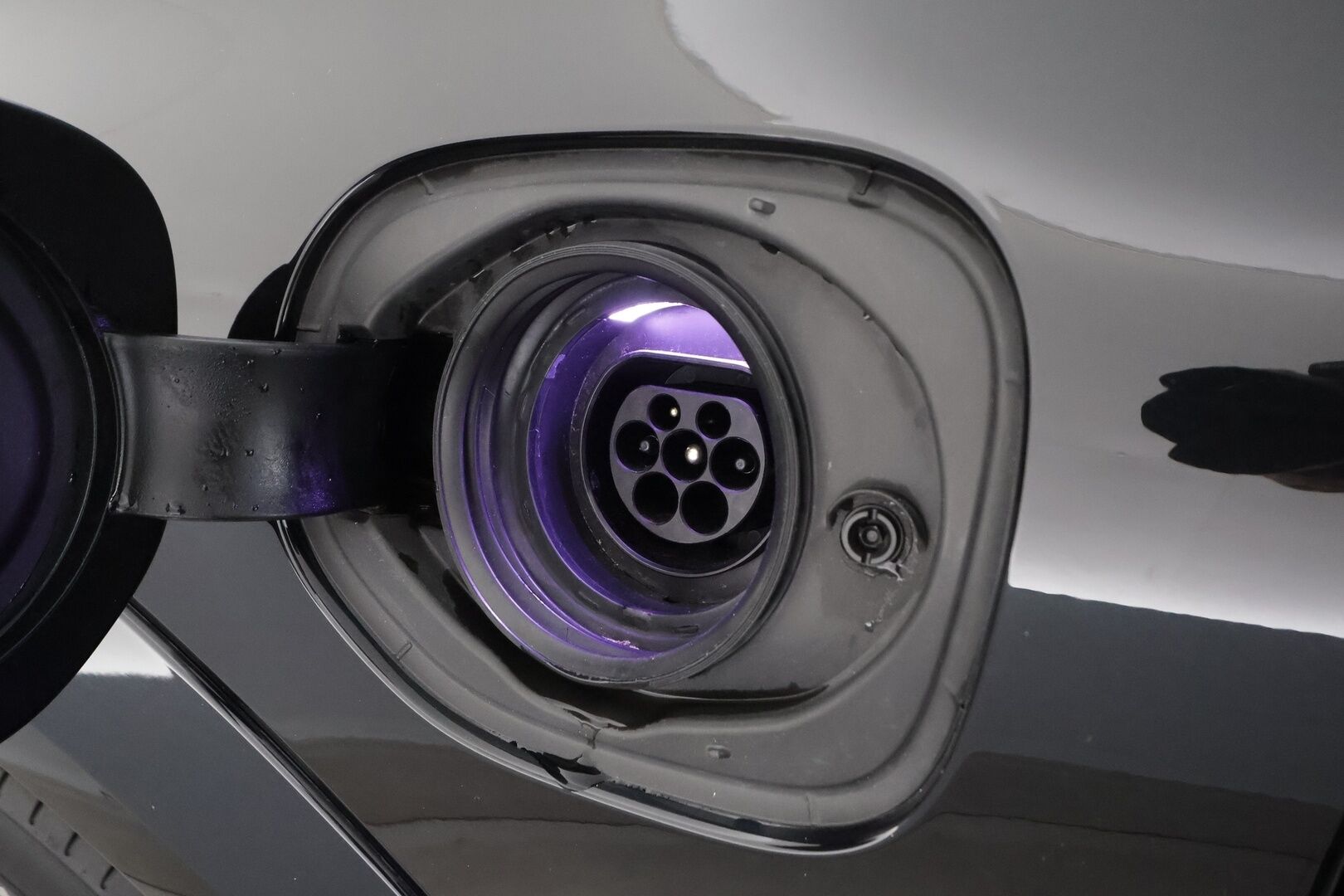 Volvo XC60 2022 T8 TwE AWD Business Polestar Engineered aut - | ACC | Webasto | Öhlins | Harman/Kardon | Panorama | Sporttipenkit muistilla | 360° | Full-LED Active | BLIS | Pilot Assist | 2x renkaat aluin | 