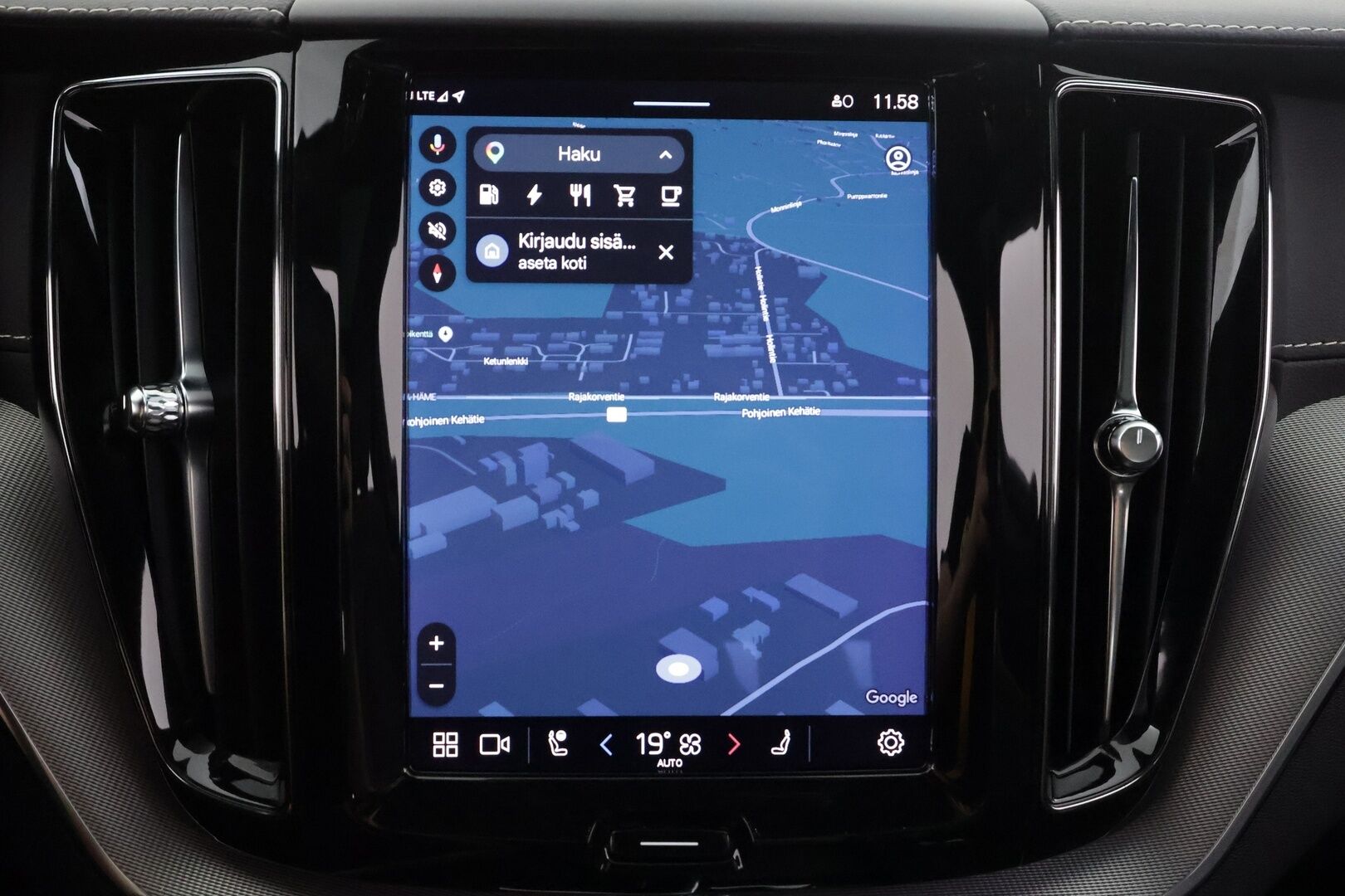 Volvo XC60 2022 T8 TwE AWD Business Polestar Engineered aut - | ACC | Webasto | Öhlins | Harman/Kardon | Panorama | Sporttipenkit muistilla | 360° | Full-LED Active | BLIS | Pilot Assist | 2x renkaat aluin | 
