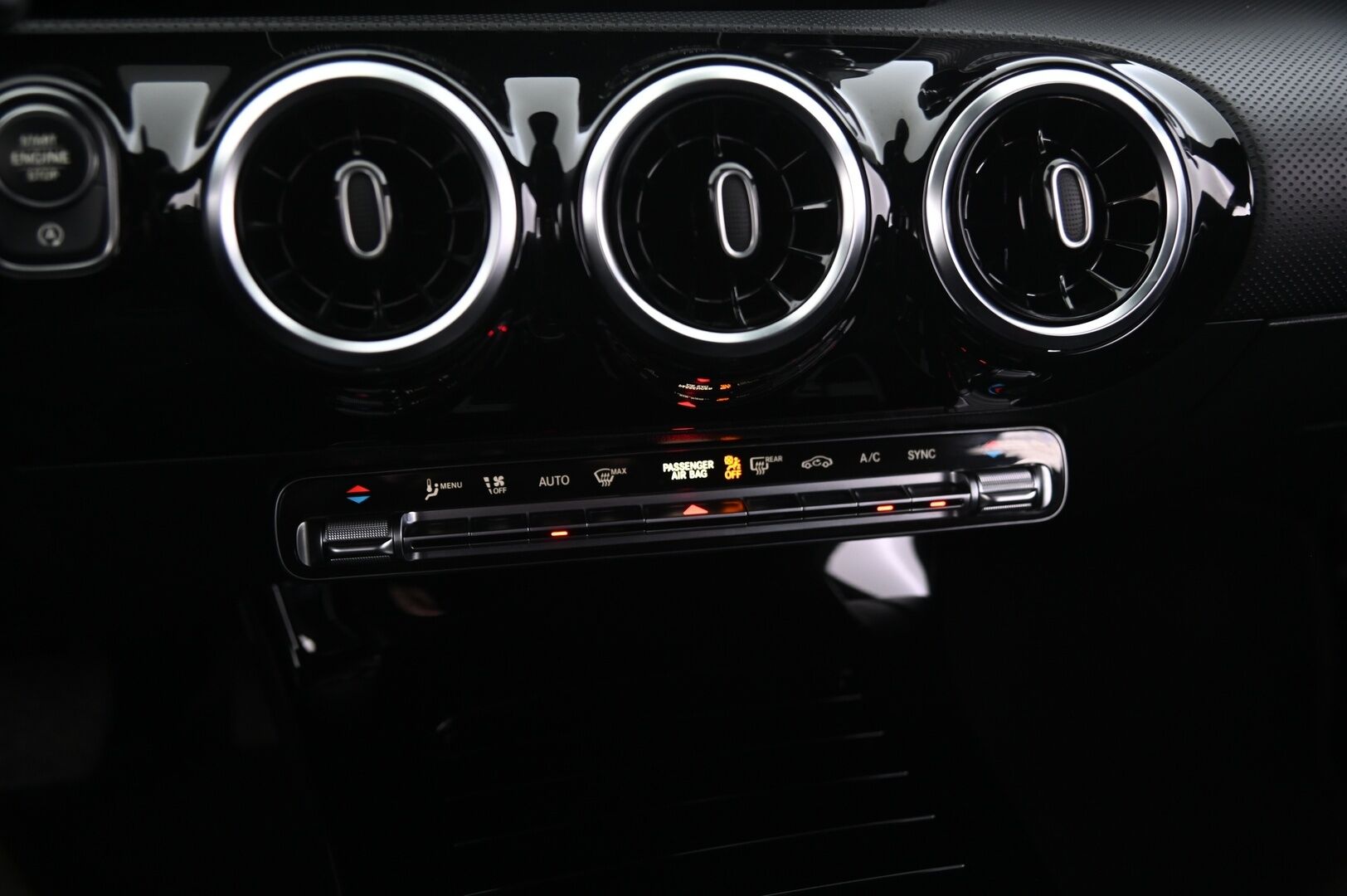 Mercedes-Benz CLA 2021 180 A Shooting Brake Business Progressive - Tarkemmat tiedot tulossa!