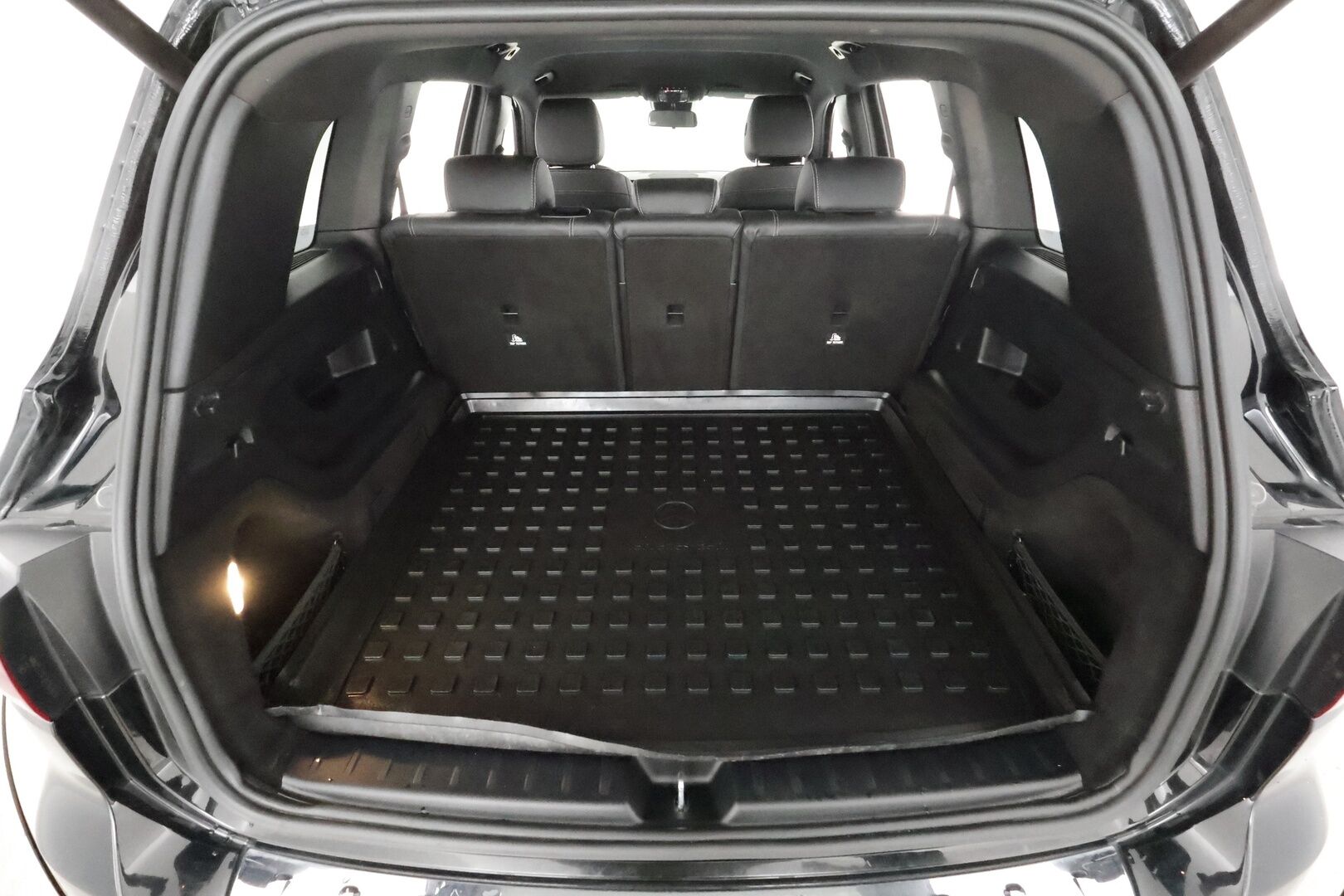 Mercedes-Benz GLB 2022 200 d 4MATIC A Business * Webasto / Koukku / LED-High Performance / P.Kamera / Sportpenkit / Navi / Kaistavahti * - 1-om Suomi-auto / Kahdet renkaat - HULLUT BLACKWEEK JATKOT - KORKOTARJOUS 2,49%