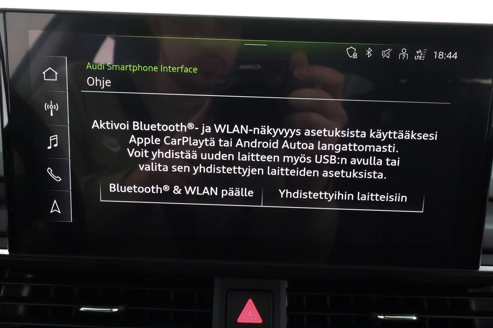Audi A5 2022 Sportback Business Advanced 30 TDI S tronic * Webasto / Vakkari / P.kamera / Matrix LED / Koukku / Sporttipenkit * - Kahdet renkaat aluvanteilla / Juuri huollettu - HULLUT BLACKWEEK JATKOT - KORKOTARJOUS 2,49%