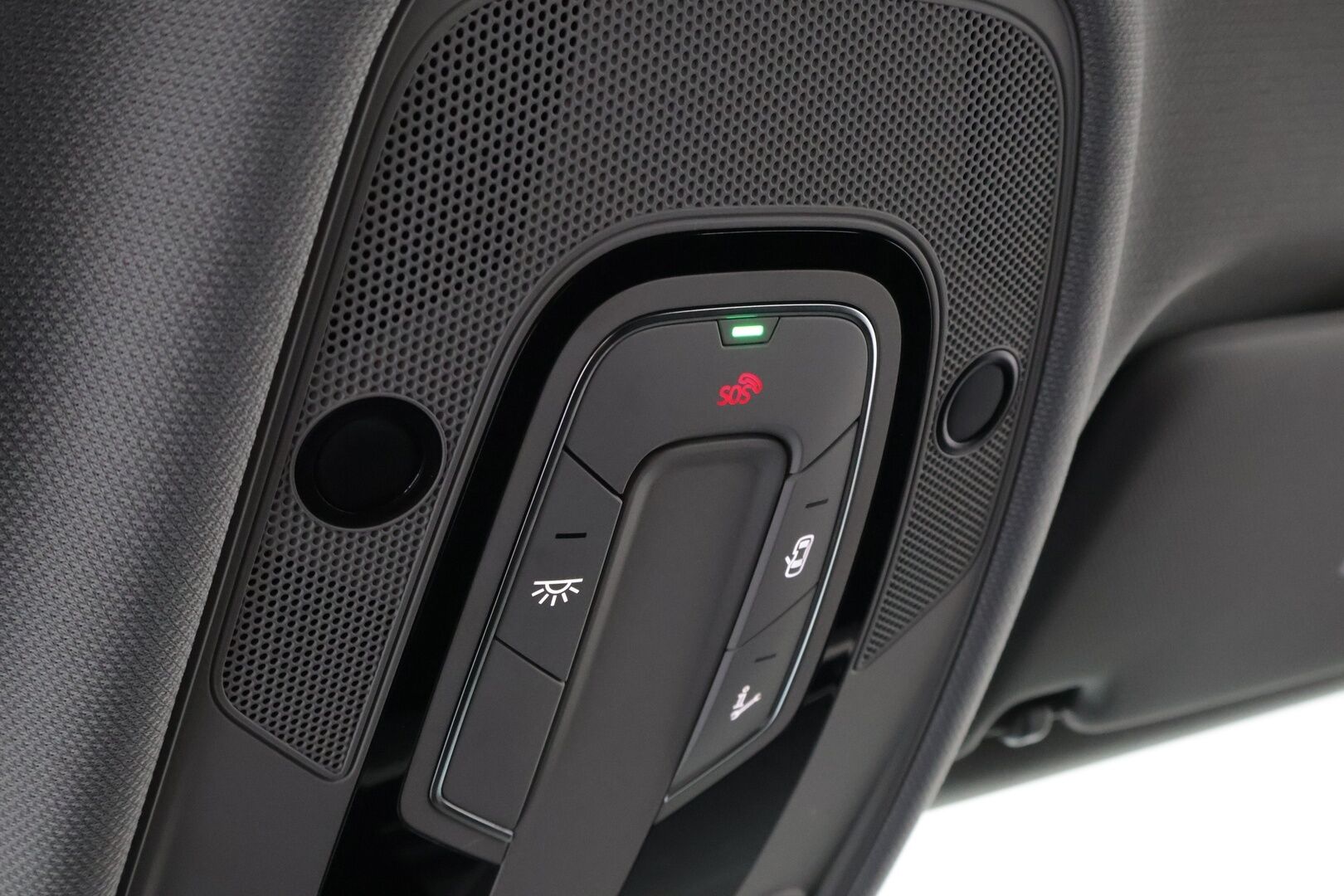 Audi A5 2022 Sportback Business Advanced 30 TDI S tronic * Webasto / Peruutuskamera / Matrix LED / Vetokoukku / Sporttipenkit * - Kahdet renkaat aluvanteilla / Juuri huollettu - HULLUT AVAJAISHULINAT KORKOTARJOUS 3,29 %