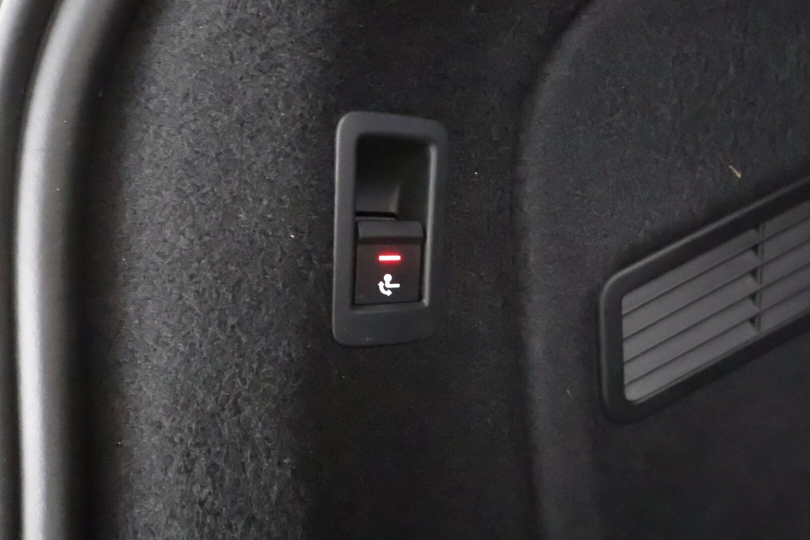 Audi A5 2022 Sportback Business Advanced 35 TFSI MHEV S tronic* Facelift / Matrix LED / Koukku / Webasto / P.kamera / Sporttipenkit - 1.Om Suomi auto / 2x renkaat alumiini vanteilla - HULLU BLACKWEEK KORKOTARJOUS 2,49%