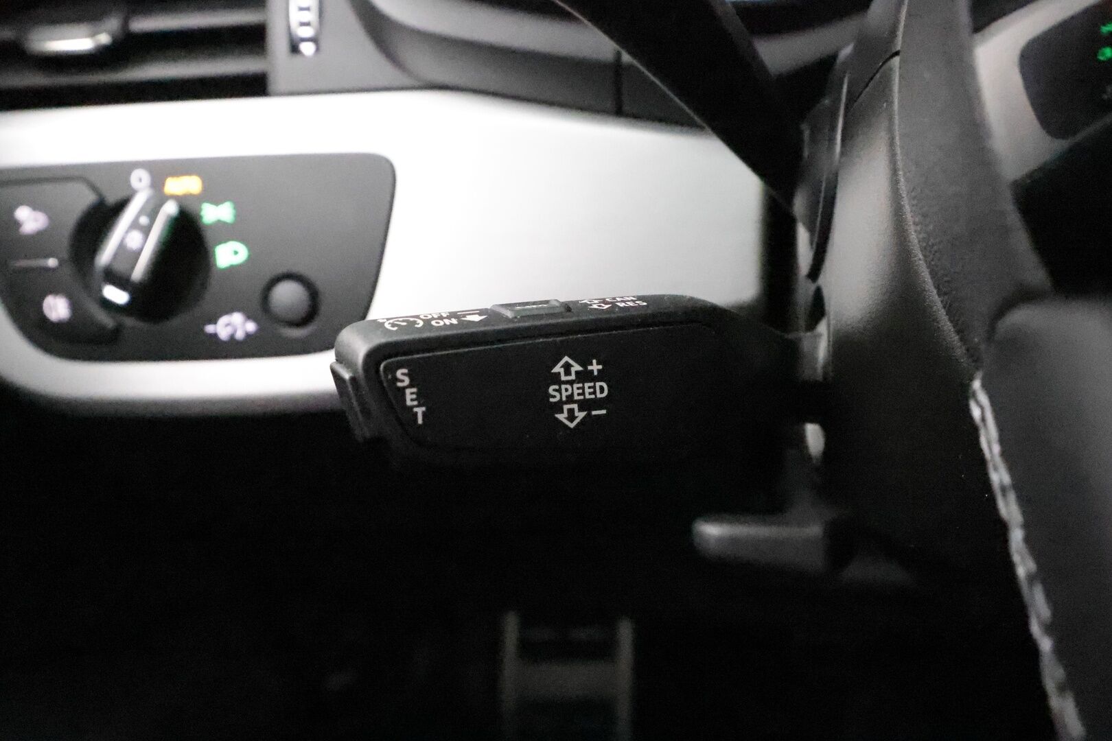 Audi A5 2022 Sportback Business Advanced 35 TFSI MHEV S tronic* Facelift / Matrix LED / Koukku / Webasto / P.kamera / Sporttipenkit - 1.Om Suomi auto / 2x renkaat alumiini vanteilla - HULLU BLACKWEEK KORKOTARJOUS 2,49%