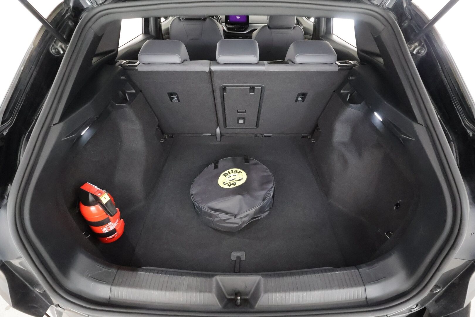 Volkswagen ID.4 2021 Pro Performance 1ST 150 kW, akku 77 kWh - | ACC | ILP | Koukku | P.Kamera | LED | Puolinahat | Digimittaristo | Apple&Android | 1.Om Suomi-auto | Kahdet Renkaat | Merkkihuollettu |