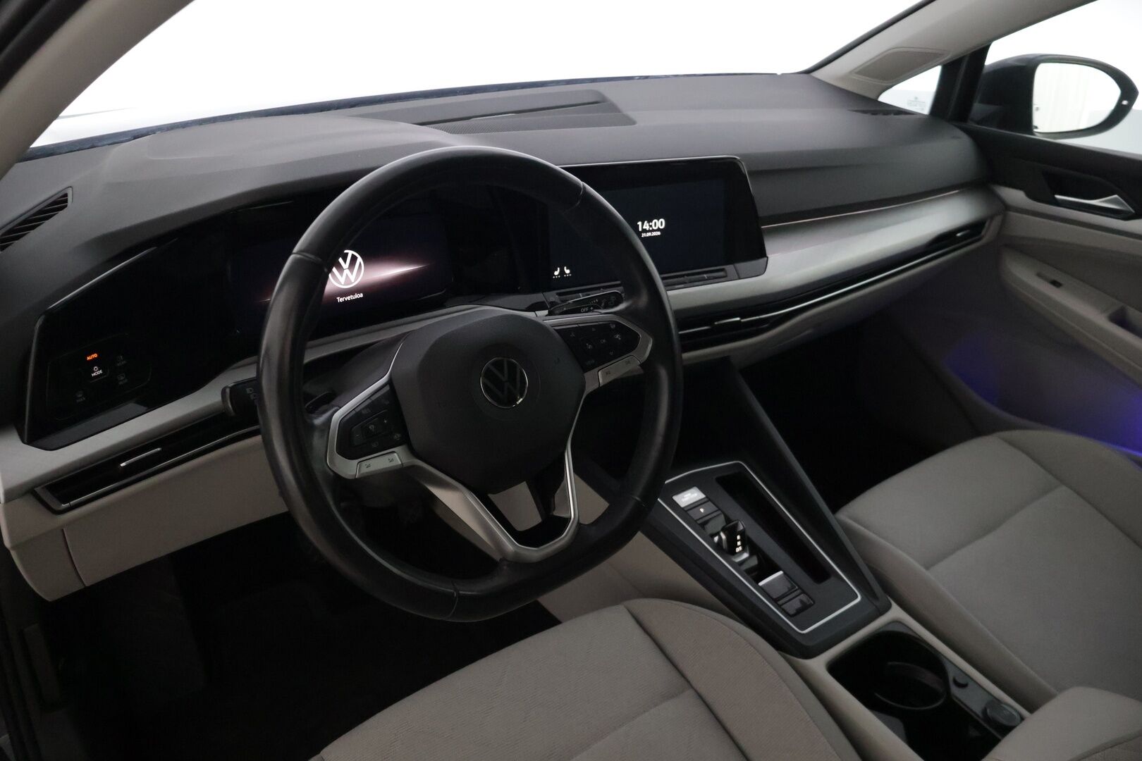 Volkswagen Golf 2022 Variant 1,5 eTSI 96 kW (MHEV) DSG-automaatti - | Juuri saapunut! | ACC | Peruutuskamera | PA-lämmitin kauko-ohjauksella | Koukku | LED-ajovalot |