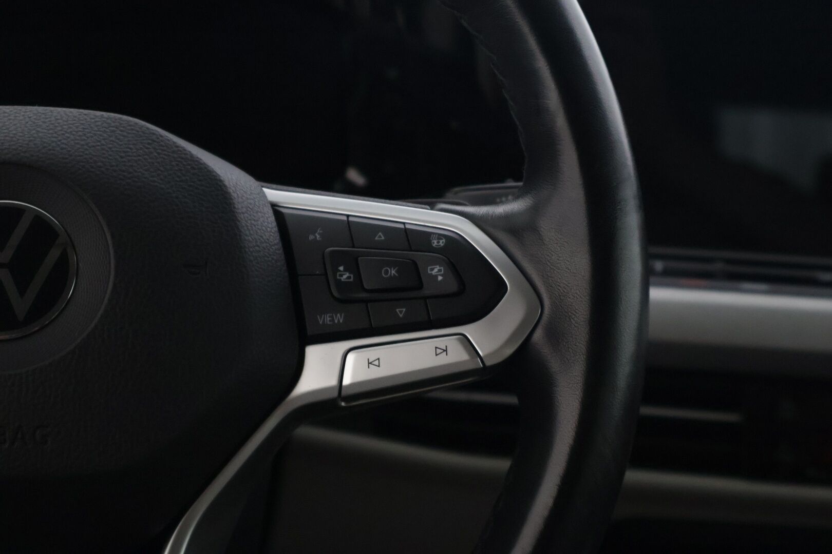 Volkswagen Golf 2022 Variant 1,5 eTSI 96 kW (MHEV) DSG-automaatti - | Juuri saapunut! | ACC | Peruutuskamera | PA-lämmitin kauko-ohjauksella | Koukku | LED-ajovalot |