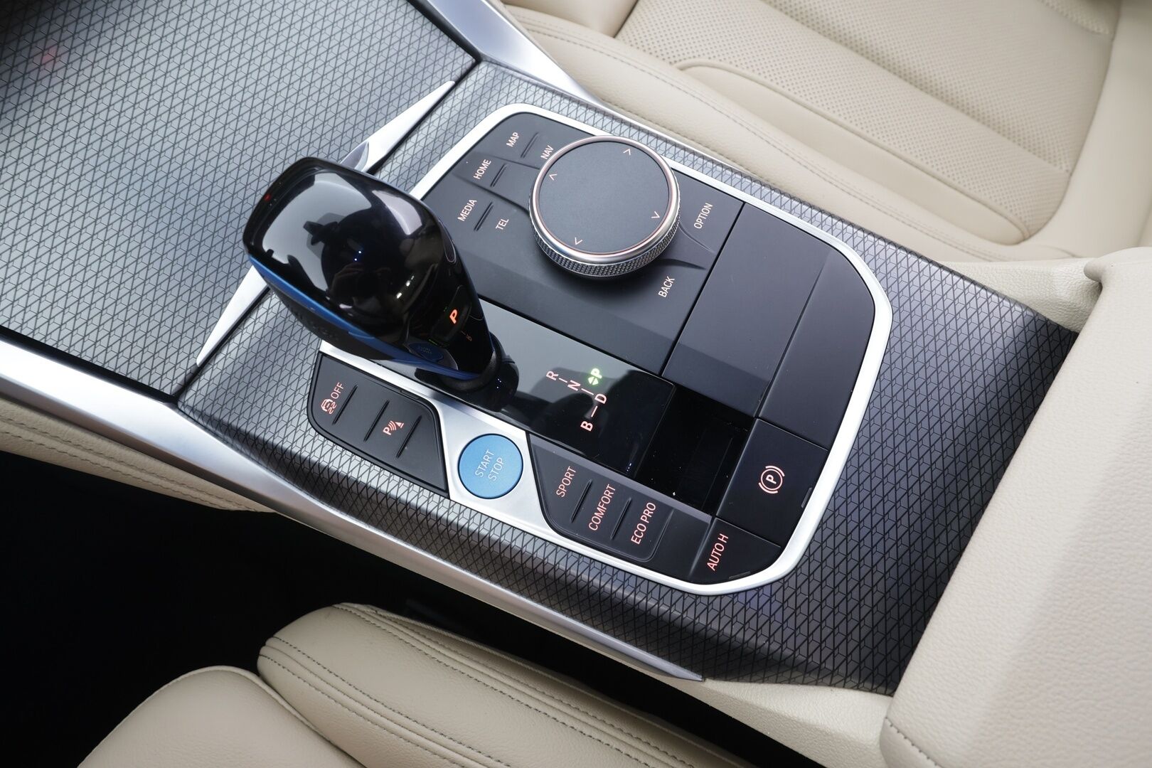 BMW i4 2023 eDrive40 M-Sport - | ACC | Lisälämmitin | LED | P.kamera | Widescreen | Sporttinahat | Comfort Access | Hifit | Suomi-auto | Merkkhuollettu | Kahdet Renkaat |