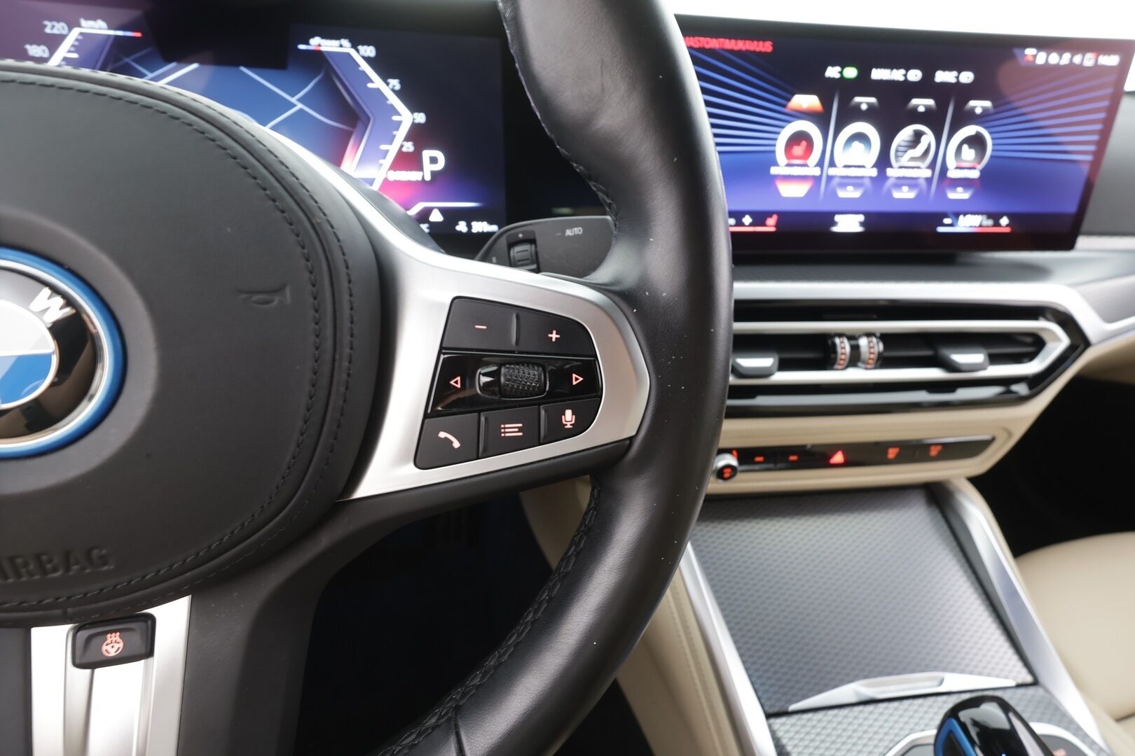BMW i4 2023 eDrive40 M-Sport - | ACC | Lisälämmitin | LED | P.kamera | Widescreen | Sporttinahat | Comfort Access | Hifit | Suomi-auto | Merkkhuollettu | Kahdet Renkaat |