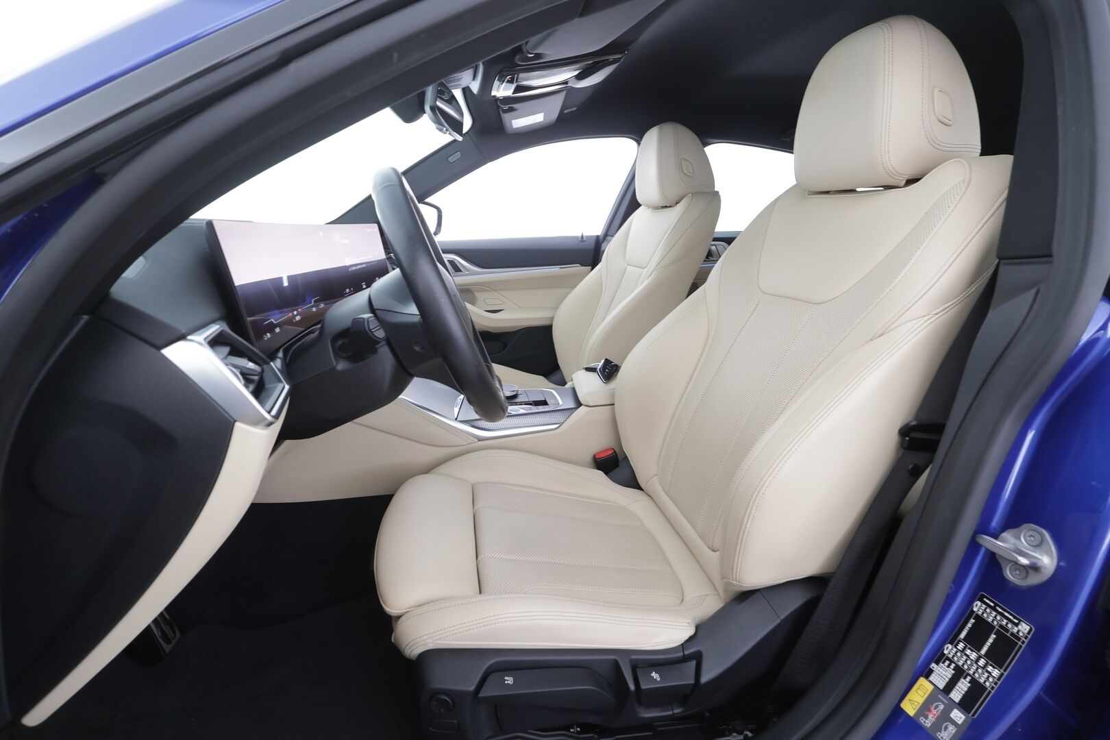 BMW i4 2023 eDrive40 M-Sport - | ACC | Lisälämmitin | LED | P.kamera | Widescreen | Sporttinahat | Comfort Access | Hifit | Suomi-auto | Merkkhuollettu | Kahdet Renkaat |