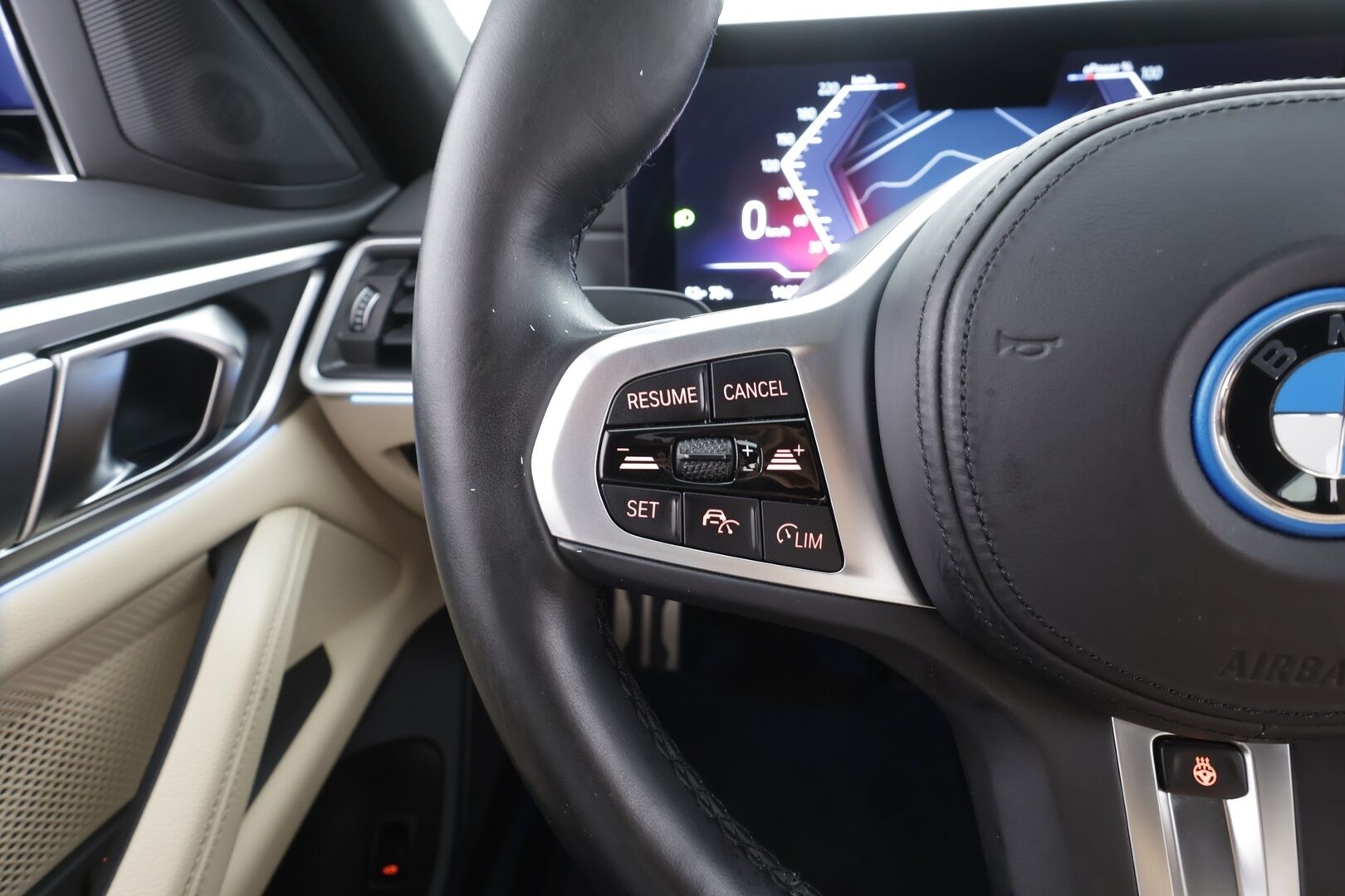 BMW i4 2023 eDrive40 M-Sport - | ACC | Lisälämmitin | LED | P.kamera | Widescreen | Sporttinahat | Comfort Access | Hifit | Suomi-auto | Merkkhuollettu | Kahdet Renkaat |
