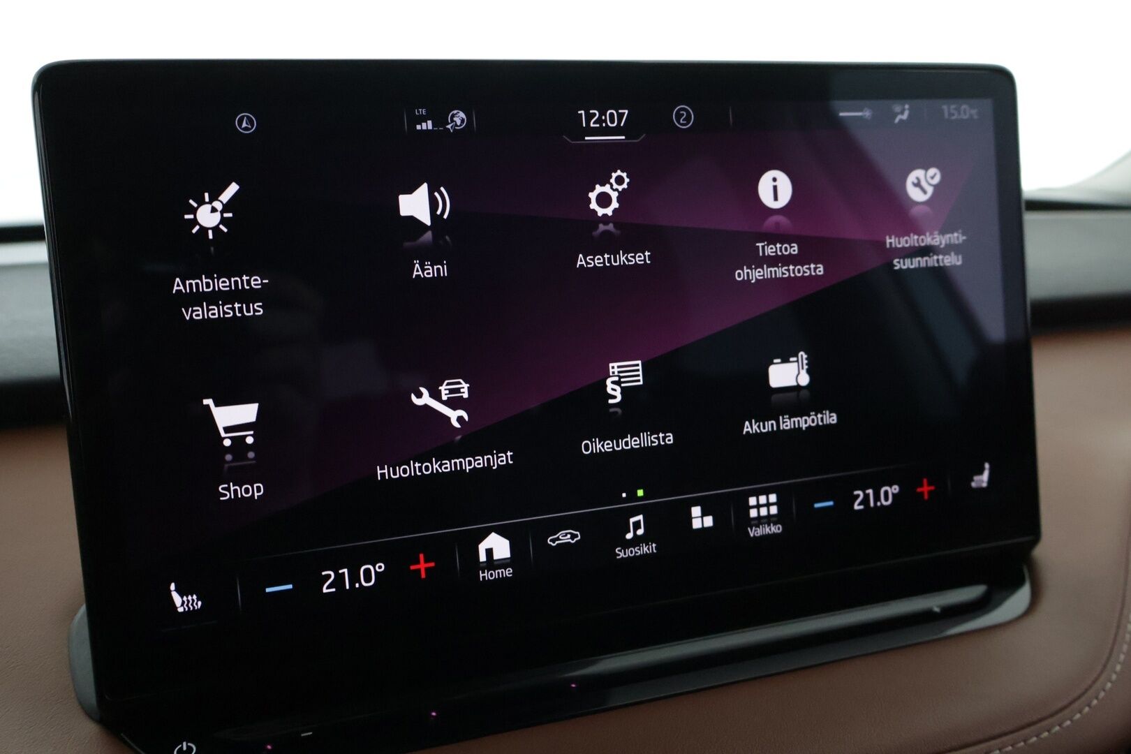 Skoda Enyaq 2022 80 iV - | ecoSuite nahkasisusta | Canton | Matrix LED | Lämpöpumppu | Koukku | ACC | BLIS | Muistipenkki | P.kamera | Keyless | 21" |