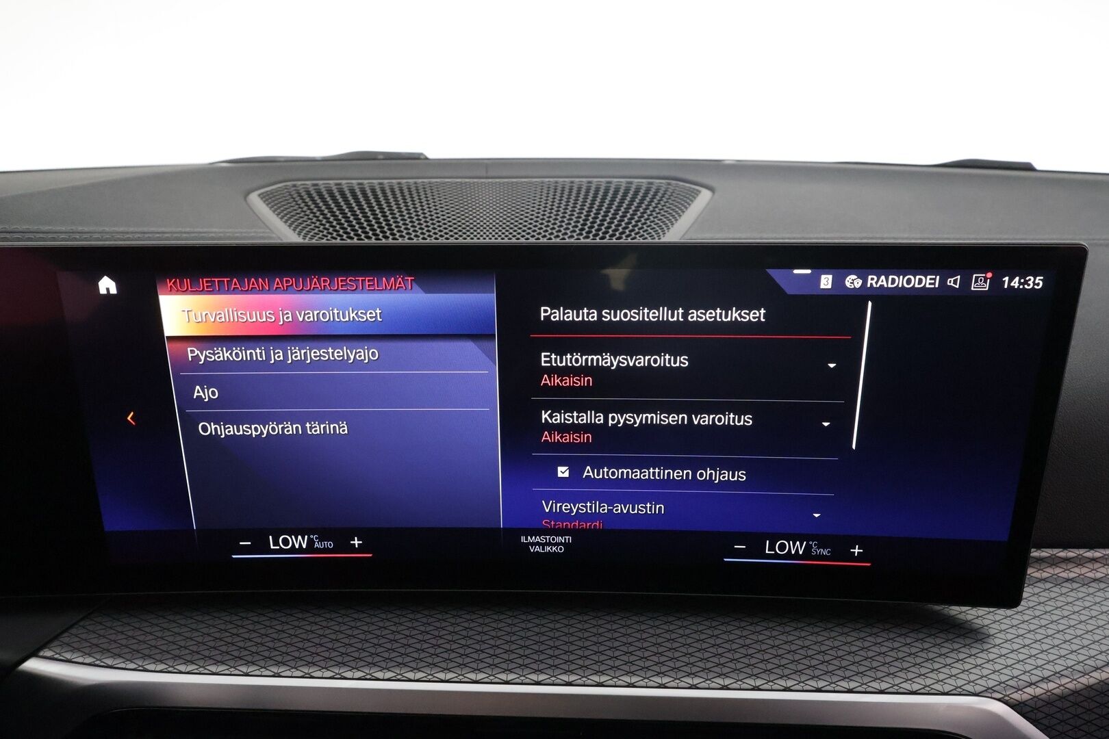 BMW i4 2023 eDrive40 M-Sport * ACC / P.kamera / Hifi / Navi / Sporttipenkit / Sähköluukku * - 1.Om Suomi-auto / Akku kuntotarkastettu / Kahdet renkaat aluvanteilla 