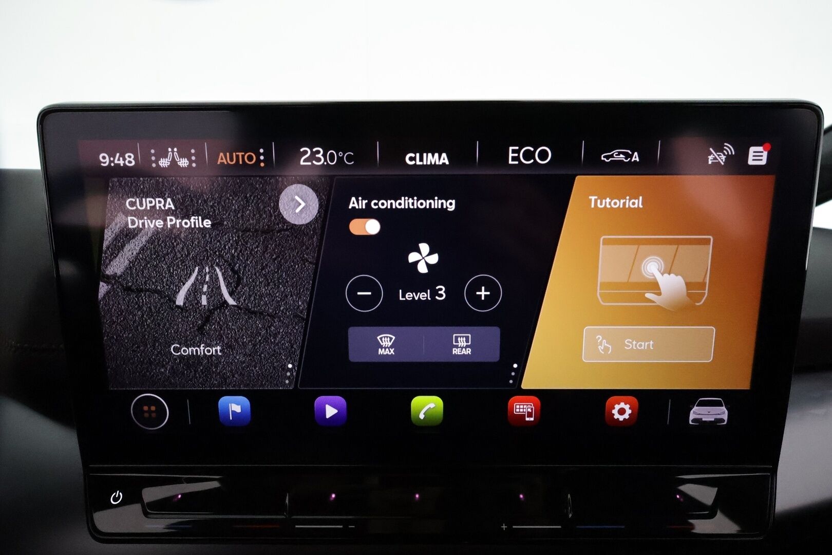 CUPRA Born 2022 150 kW 58kWh **ACC / LED / P.kamera / Digimittaristo / Ratinlämmitin / Navi / Kaistavahti** - Merkkihuollettu! / Akku kuntotarkastettu SoH 95,2% 