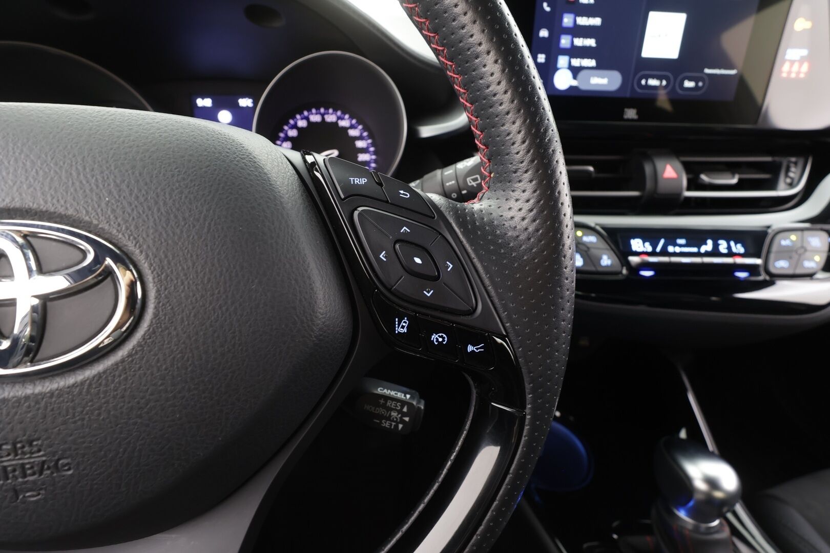 Toyota C-HR 2022 1,8 Hybrid GR Sport - | JBL | ACC | LED | LED-lisävalo | P.kamera | Navi | Kaistavahti | Katveavustin | Sähköpenkki | Keyless | Suomi-auto | Merkkihuollot | Kahdet renkaat |