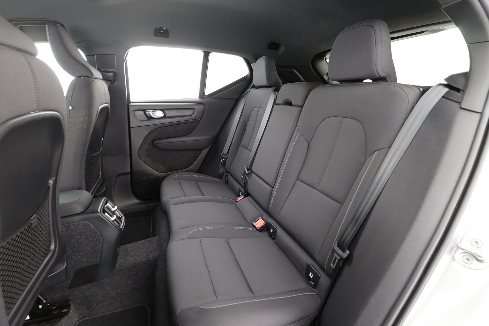Volvo XC40 2023 Recharge Single Plus aut - Suomiauto | Lämpöpumppu | Akuston Esilämmitys | ACC | Peruutuskamera | Muistipenkki | Adapt.LED | 2x Renkaat Aluvantein!