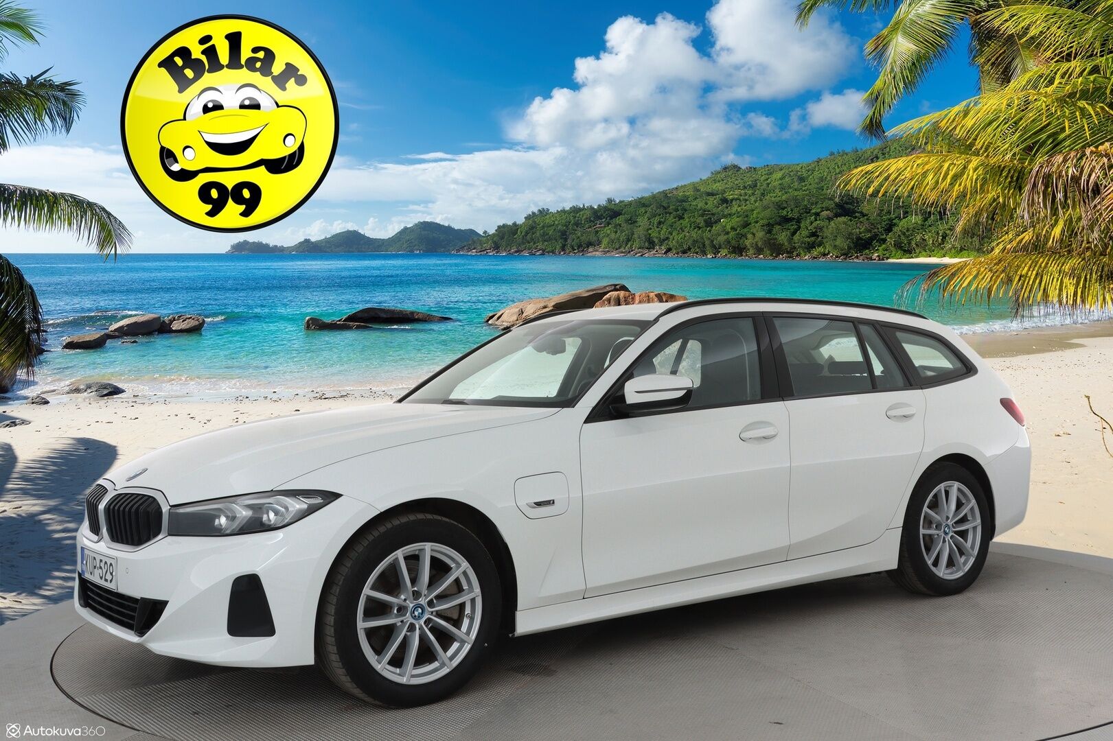 BMW 330 2023 G21 LCI Touring 330e xDrive A Charged Edition **Facelift / Sporttipenkit / Vakkari / Navi / Apple&Android / P.tutkat** - 1-om. Suomi-auto / 