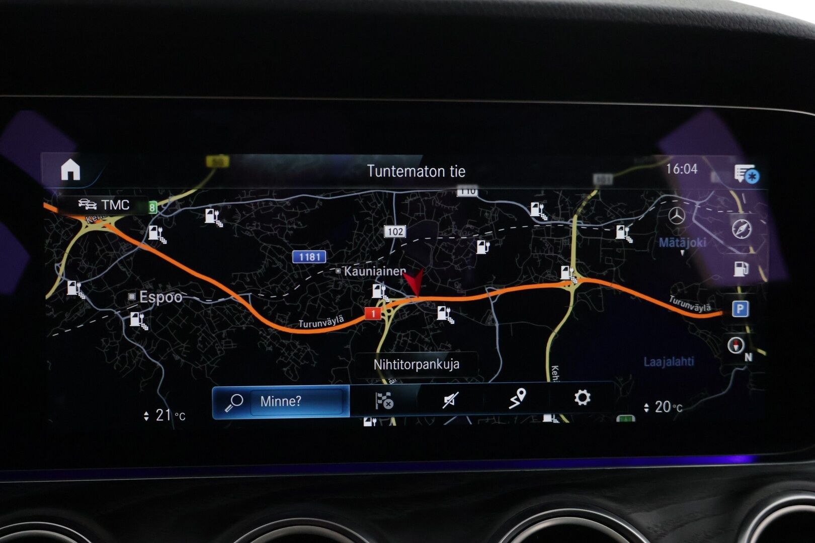 Mercedes-Benz E 2021 300 de 4MATIC T A EQ Power AMG / Widescreen / Burmester / Panorama / Koukku / 360° Kamera / Sporttipenkit Muistilla / - Akku kuntotarkastettu / 2x Aluvanteet / KeylessGo / Multibeam LED - HULLUT AVAJAISHULINAT KORKOTARJOUS 3,29 %