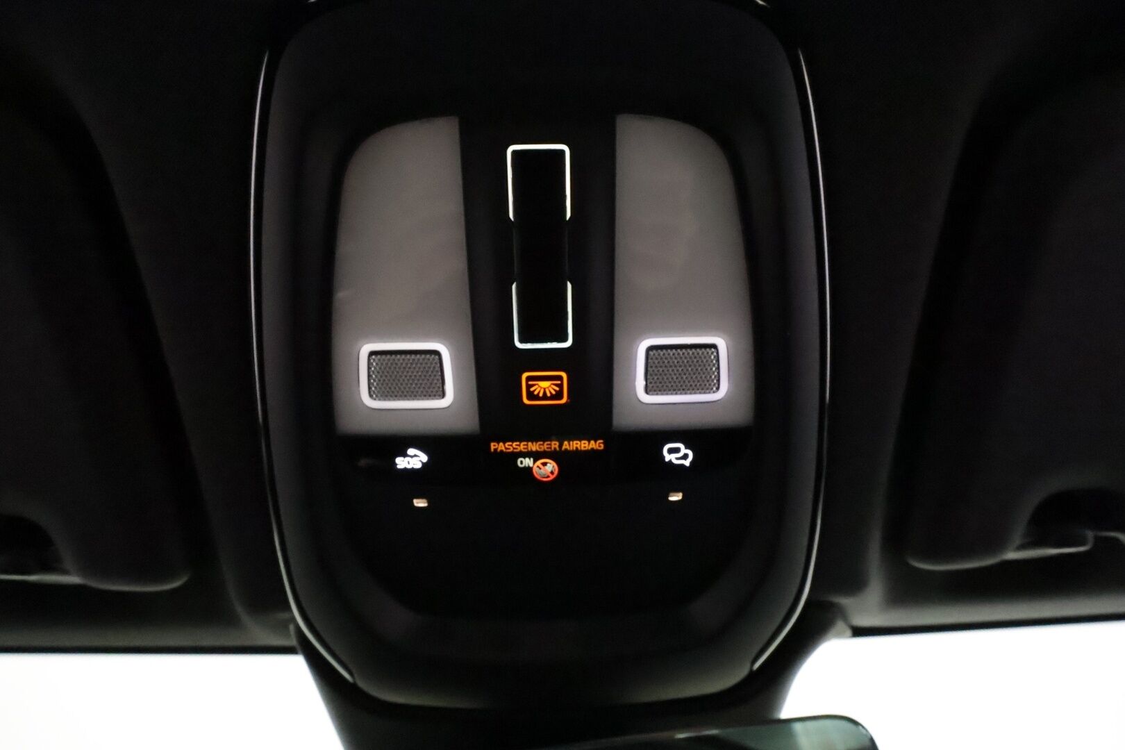 Volvo XC60 2023 T6 AWD Long Range Plus Dark aut **ACC / Panorama / Full LED / Muistipenkit / BLIS / Facelift / Navi / Webasto** - 1.Om Suomi-auto / Kahdet renkaat aluvanteilla / Merkkihuollettu / SoH 95.7%