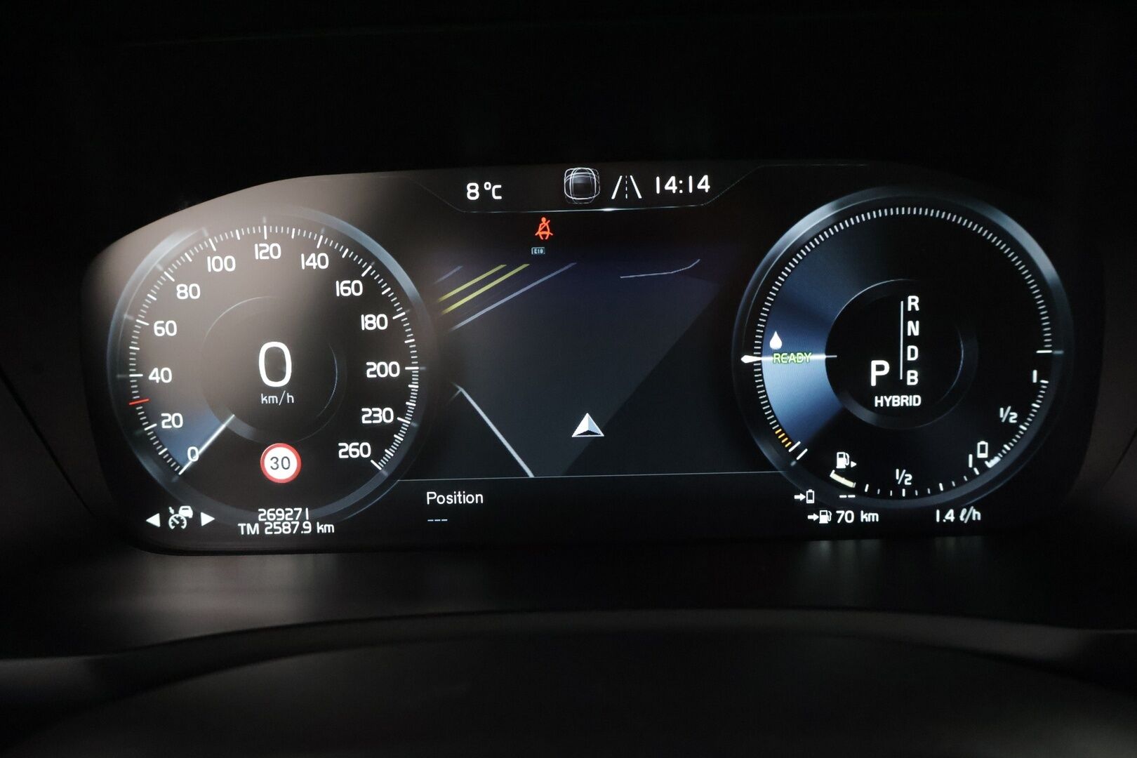 Volvo XC90 2016 T8 R-Design 7p *B&W / ACC / Ilma-alusta / Panorama / Kamera / Muistipenkit*