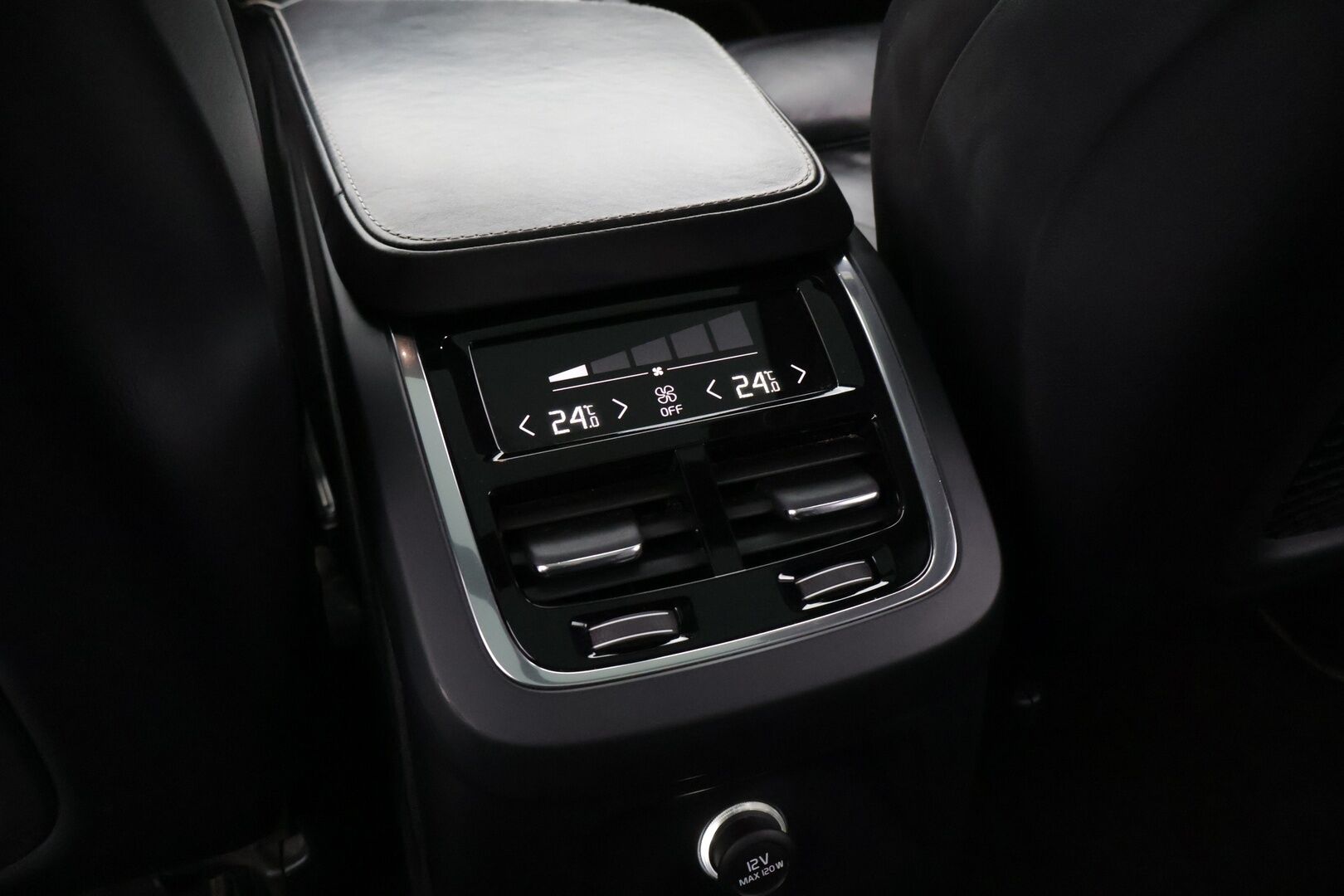 Volvo XC90 2016 T8 R-Design 7p *B&W / ACC / Ilma-alusta / Panorama / Kamera / Muistipenkit*