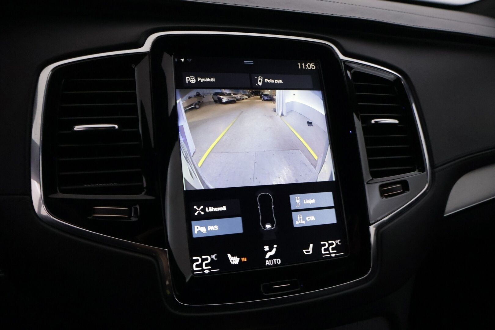 Volvo XC90 2016 T8 R-Design 7p - Myydään Huutokaupat.com - | R-Design | Webasto | B&W | ACC | Ilma-alusta | Panorama | P.Kamera | Muistipenkit | Digimittaristo | LED | S.Luukku | 