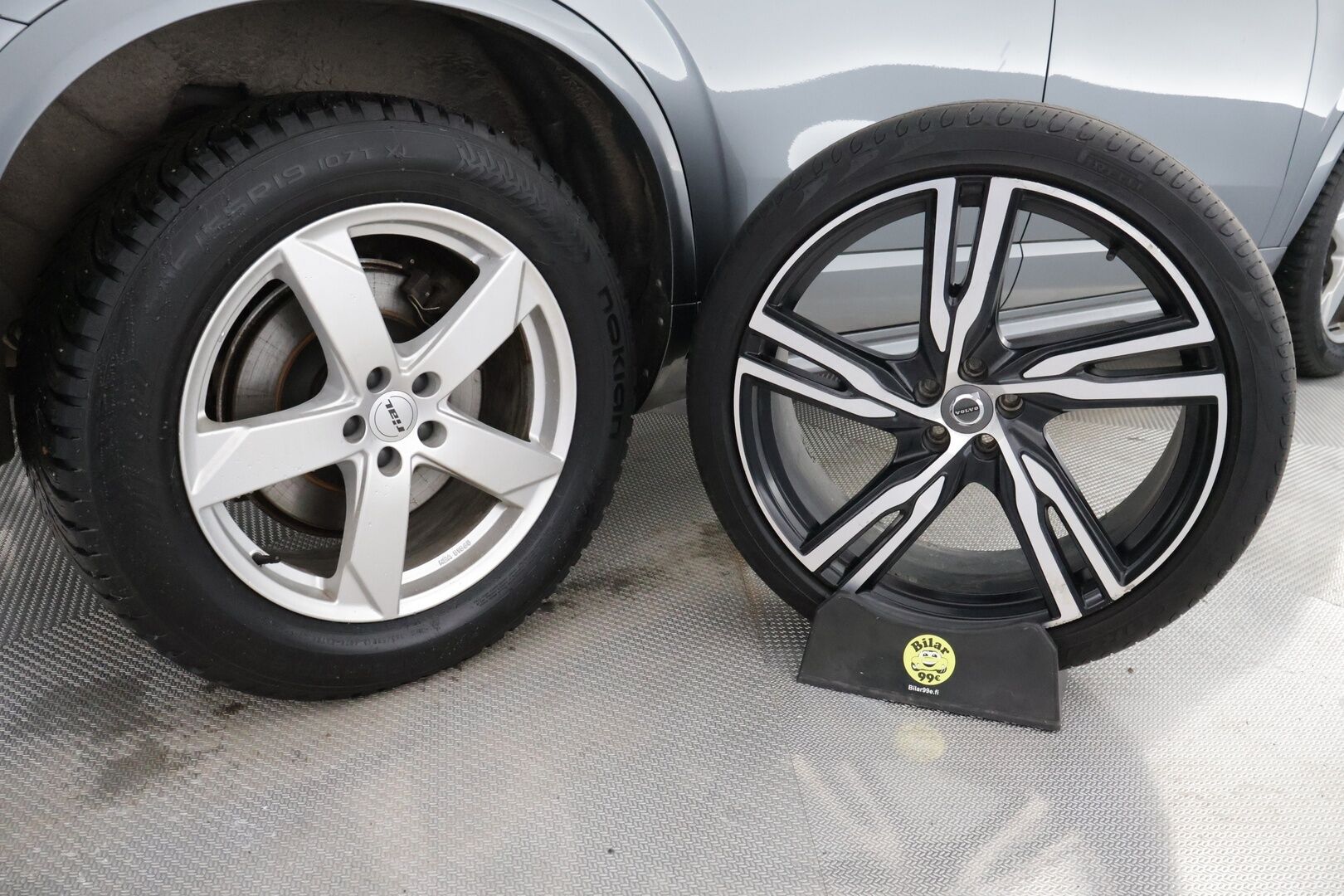 Volvo XC90 2016 T8 R-Design 7p *B&W / ACC / Ilma-alusta / Panorama / Kamera / Muistipenkit*