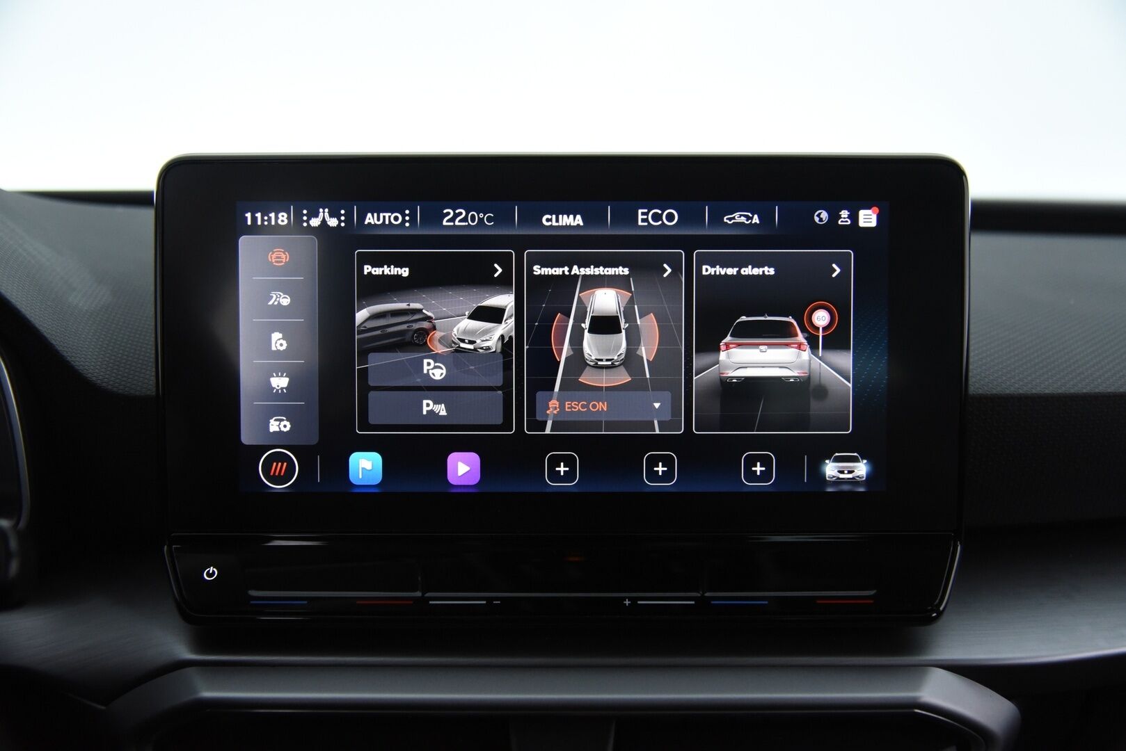 SEAT Leon Sportstourer 2021 1,4 PHEV 204 eHybrid FR DSG / Koukku / ACC / Muistipenkki / P. Kamera / LED / Nahka-alcantara / Esilämmitys / - / Keyless / Huippu varusteltu! / 2x hyvät renkaat&vanteet / Juuri huollettu! /