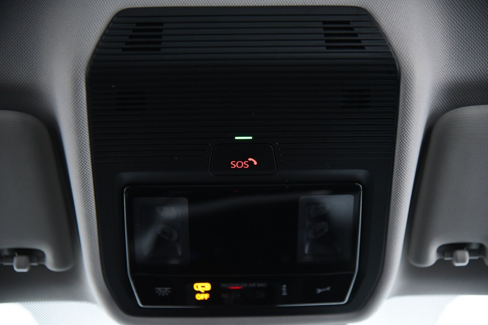 SEAT Leon Sportstourer 2021 1,4 PHEV 204 eHybrid FR DSG / Koukku / ACC / Muistipenkki / P. Kamera / LED / Nahka-alcantara / Esilämmitys / - / Keyless / Huippu varusteltu! / 2x hyvät renkaat&vanteet / Juuri huollettu! /