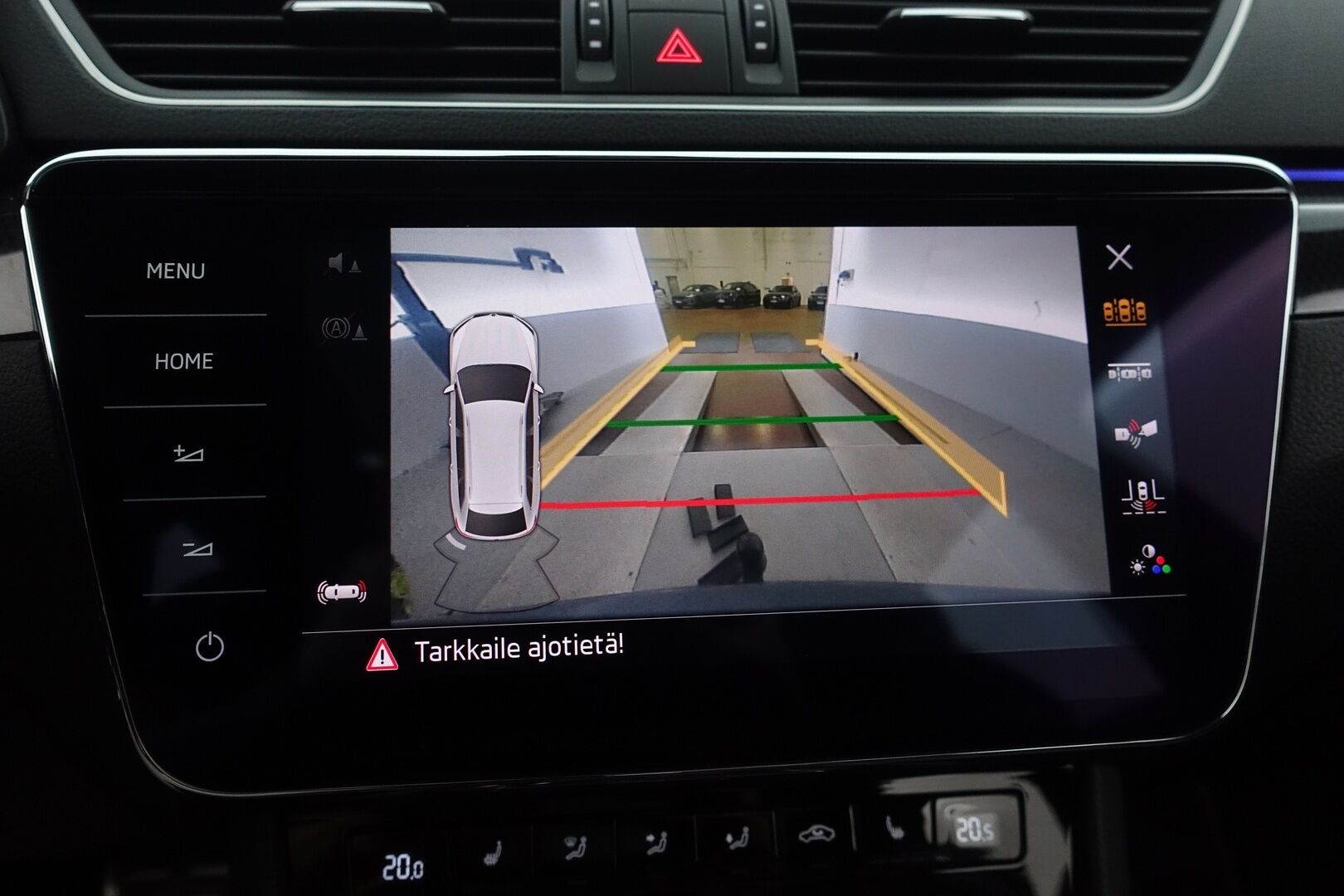 Skoda Superb 2018 Combi 2,0 TSI 280 4x4 SportLine DSG Autom. - | Koukku | Webasto | ACC | Panoraama | Sporttisähköpenkit muistilla | P.Kamera | Puolinahka | Navi | Touchpad | Keyless | 2x Skoda-alut