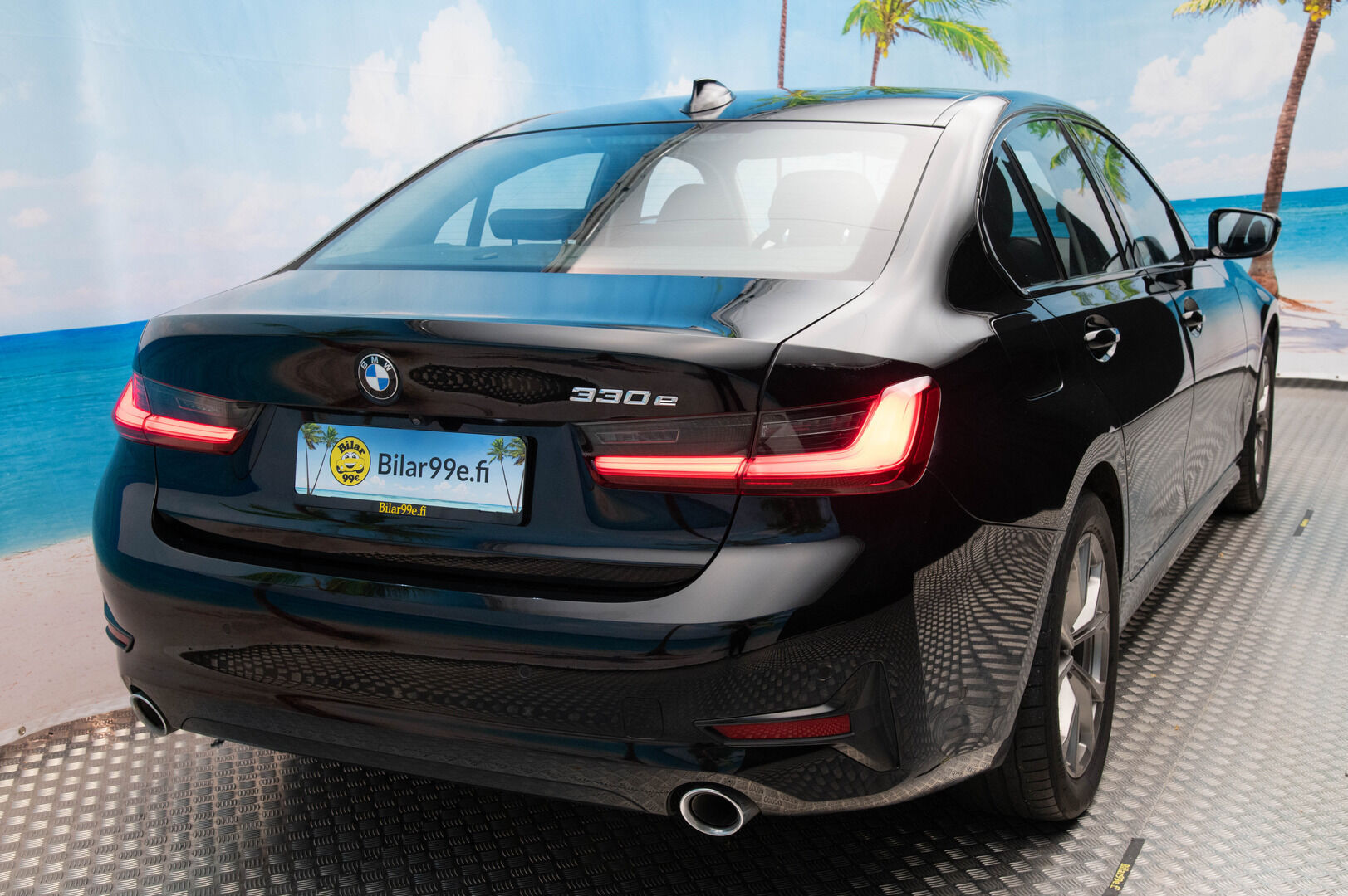 BMW 330 2020 G20 Sedan 330e iPerformance SportLine *Lisälämmitin / ACC / Sporttipenkit / Hifit / Kamera* - Juuri Saapunut!