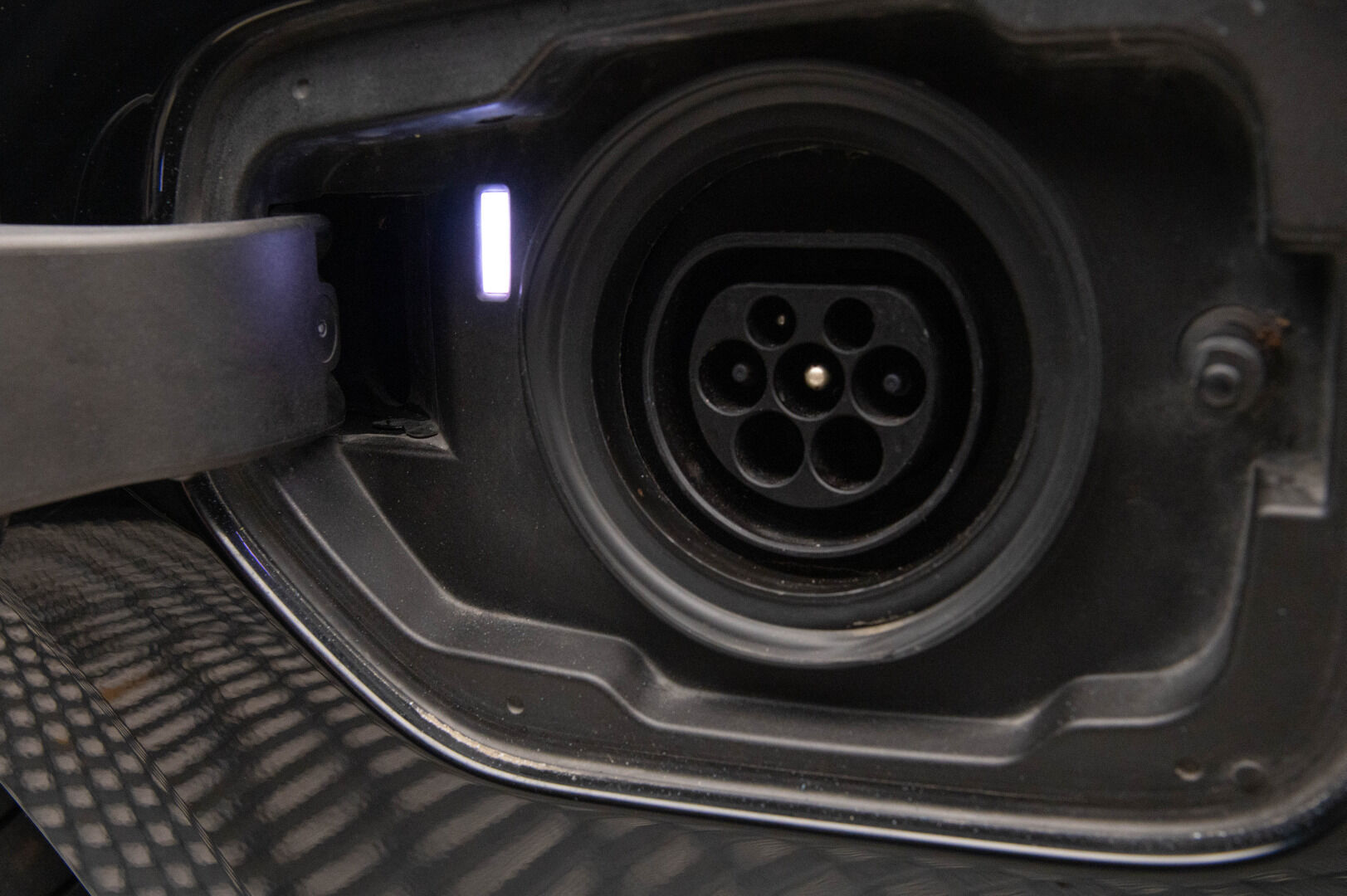 BMW 330 2020 G20 Sedan 330e iPerformance SportLine *Lisälämmitin / ACC / Sporttipenkit / Hifit / Kamera* - Juuri Saapunut!