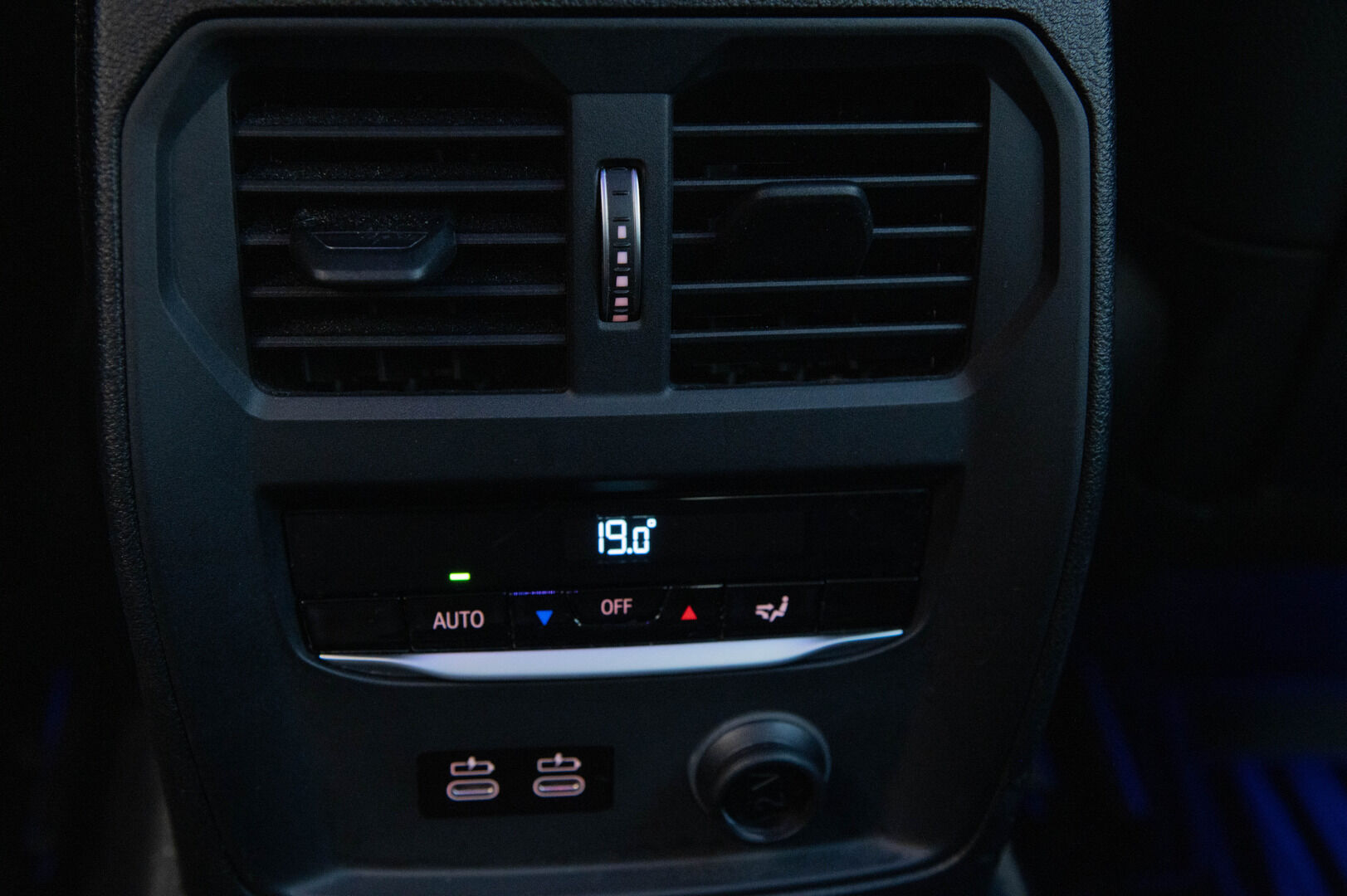 BMW 330 2020 G20 Sedan 330e iPerformance SportLine *Lisälämmitin / ACC / Sporttipenkit / Hifit / Kamera* - Juuri Saapunut!