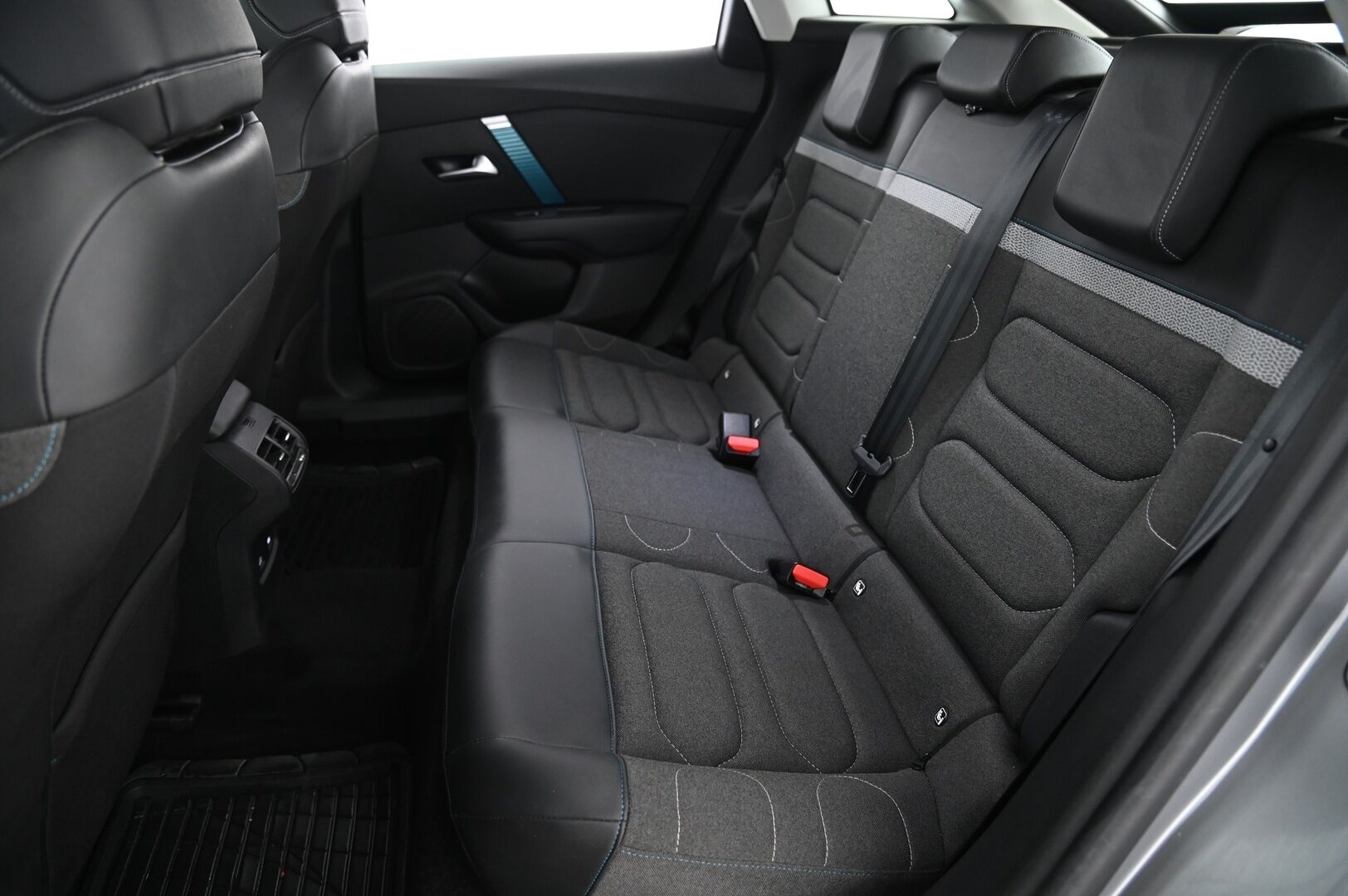 CITROEN C4 2021 Full Electric 136 Shine 50 kWh Automaatti*Hud / ACC / Apple carplay / P kamera* - *Juuri saapunut / Siisti*