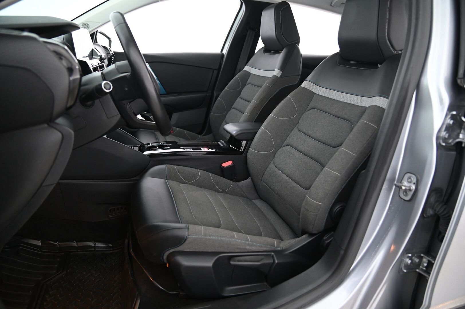 CITROEN C4 2021 Full Electric 136 Shine 50 kWh Automaatti*Hud / ACC / Apple carplay / P kamera* - *Juuri saapunut / Siisti* - HULLUT JOULUT KORKOTARJOUS 2,49% 