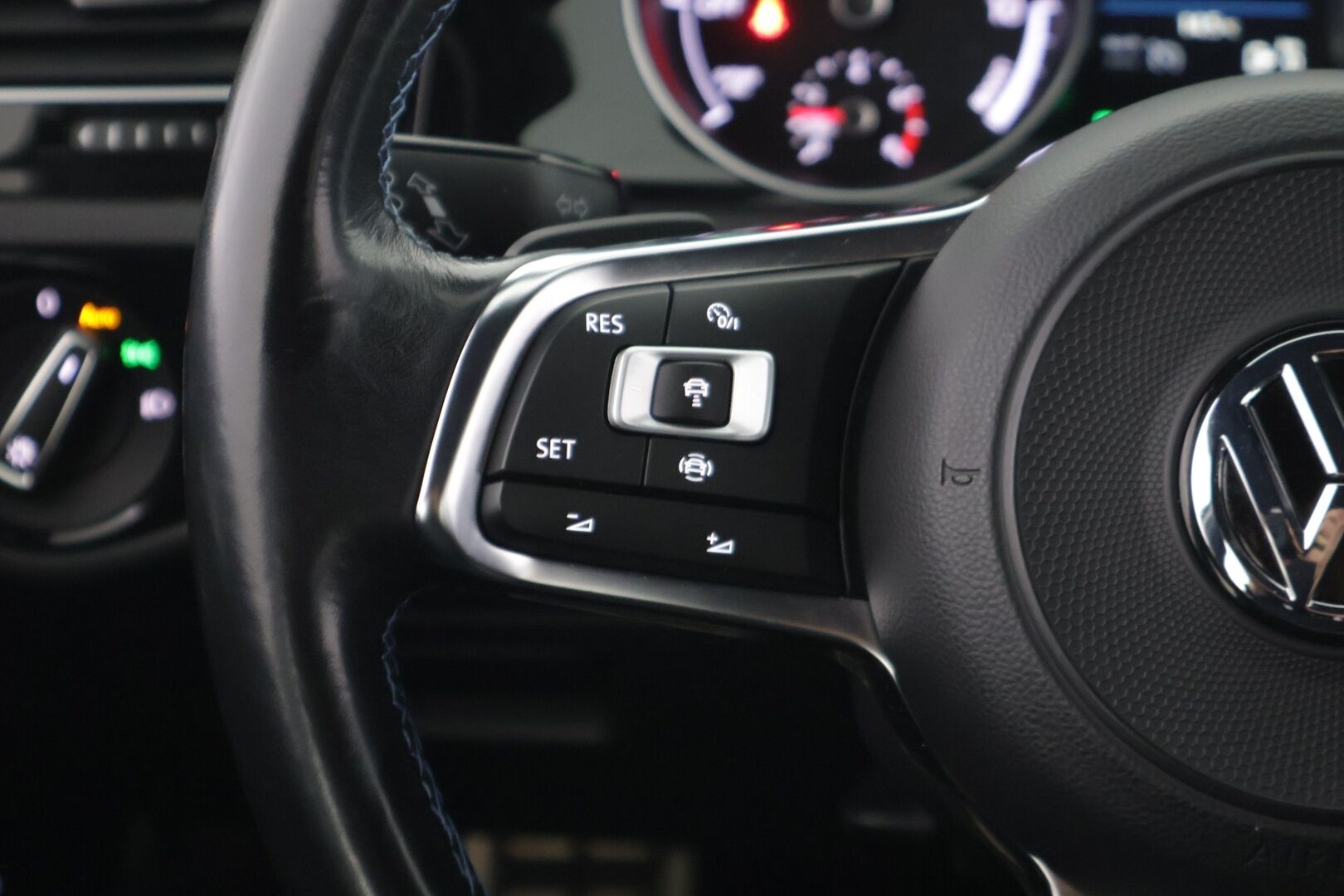 VOLKSWAGEN GOLF 2020 GTE Plug-In Hybrid 150 kW DSG-aut */ Adapt. Vakkari / LED / Ambient / Tutkat / Carplay *