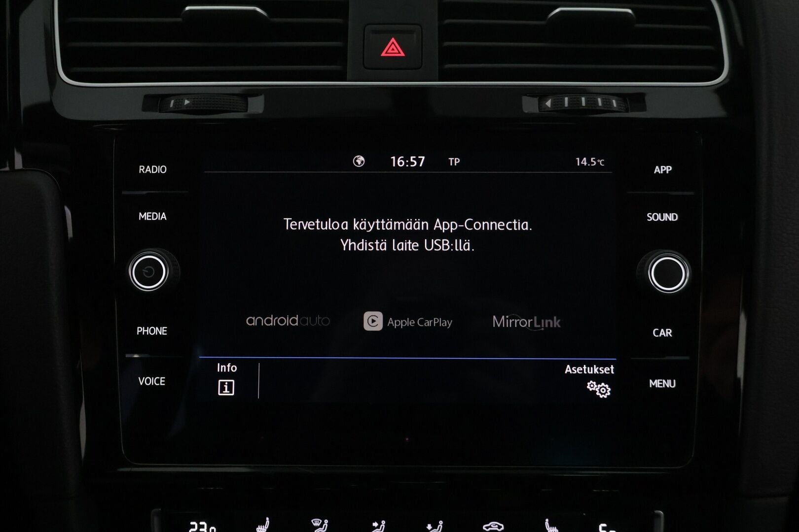 VOLKSWAGEN GOLF 2020 GTE Plug-In Hybrid 150 kW DSG-aut */ Adapt. Vakkari / LED / Ambient / Tutkat / Carplay *