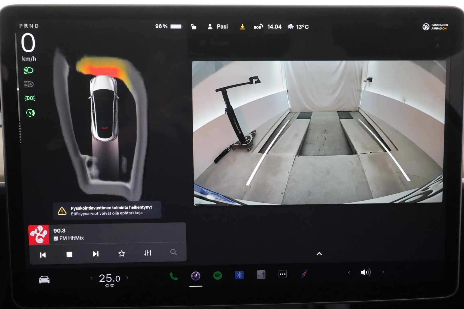 Tesla Model Y 2022 Long Range - | ILP | ACC | Lasikatto | Matrix-LED | P.Kamera | Muistipenkki | Premium Audio | Navi | Keyless | 2x Latauskaapelit |