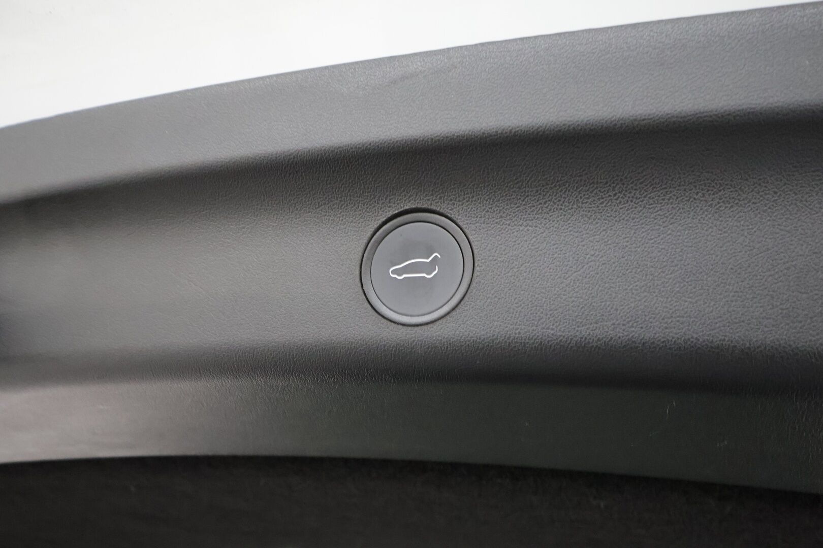 Tesla Model Y 2022 Long Range - | ILP | ACC | Lasikatto | Matrix-LED | P.Kamera | Muistipenkki | Premium Audio | Navi | Keyless | 2x Latauskaapelit |